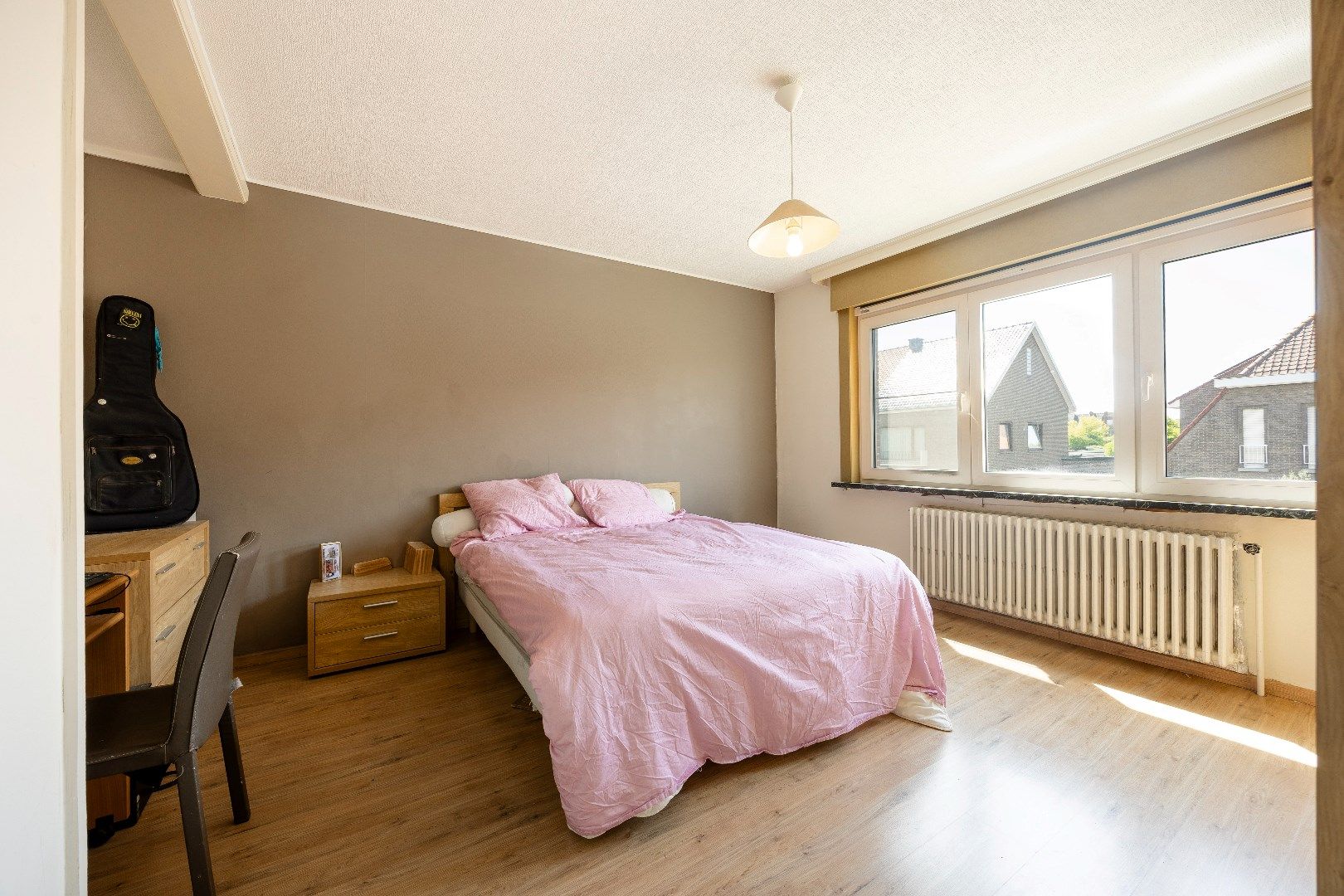 KLOEKE WONING MET 3 SLAAPKAMERS EN TUIN foto 7