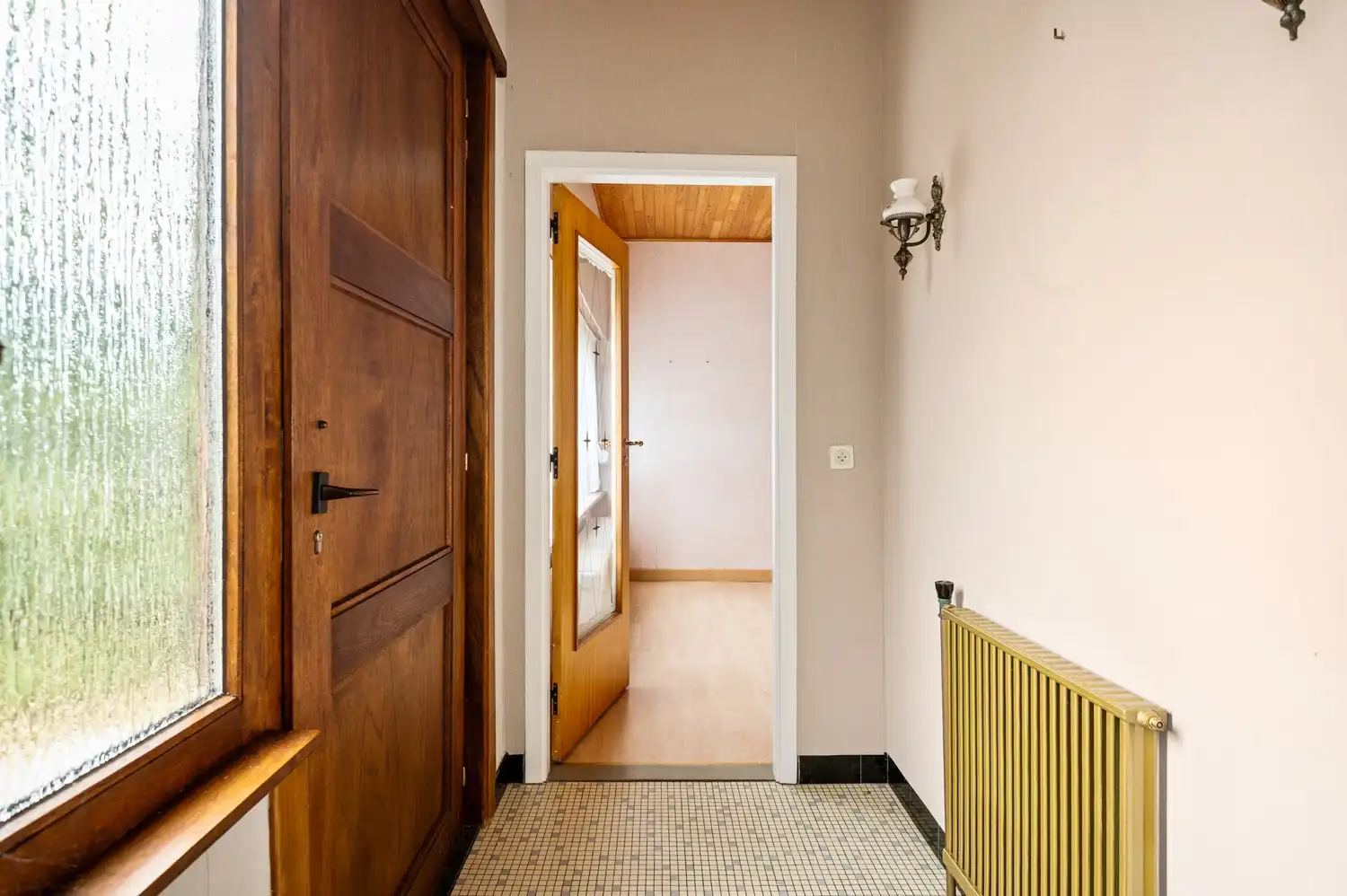 Vrijstaande laagbouwwoning met tal van mogelijkheden in Oelegem! foto 2