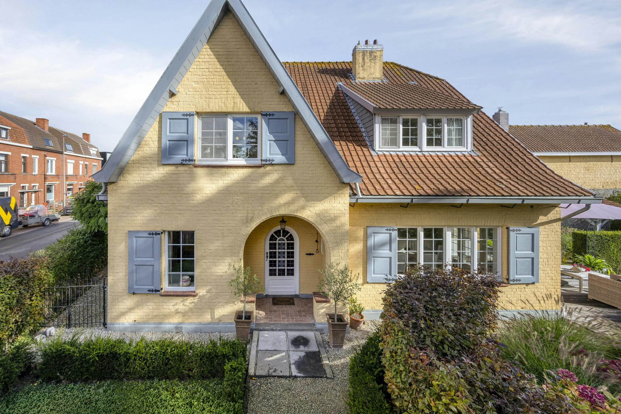 Klassevol huis met twee percelen (1.000m²) te Sint-Kruis (Brugge) foto 2