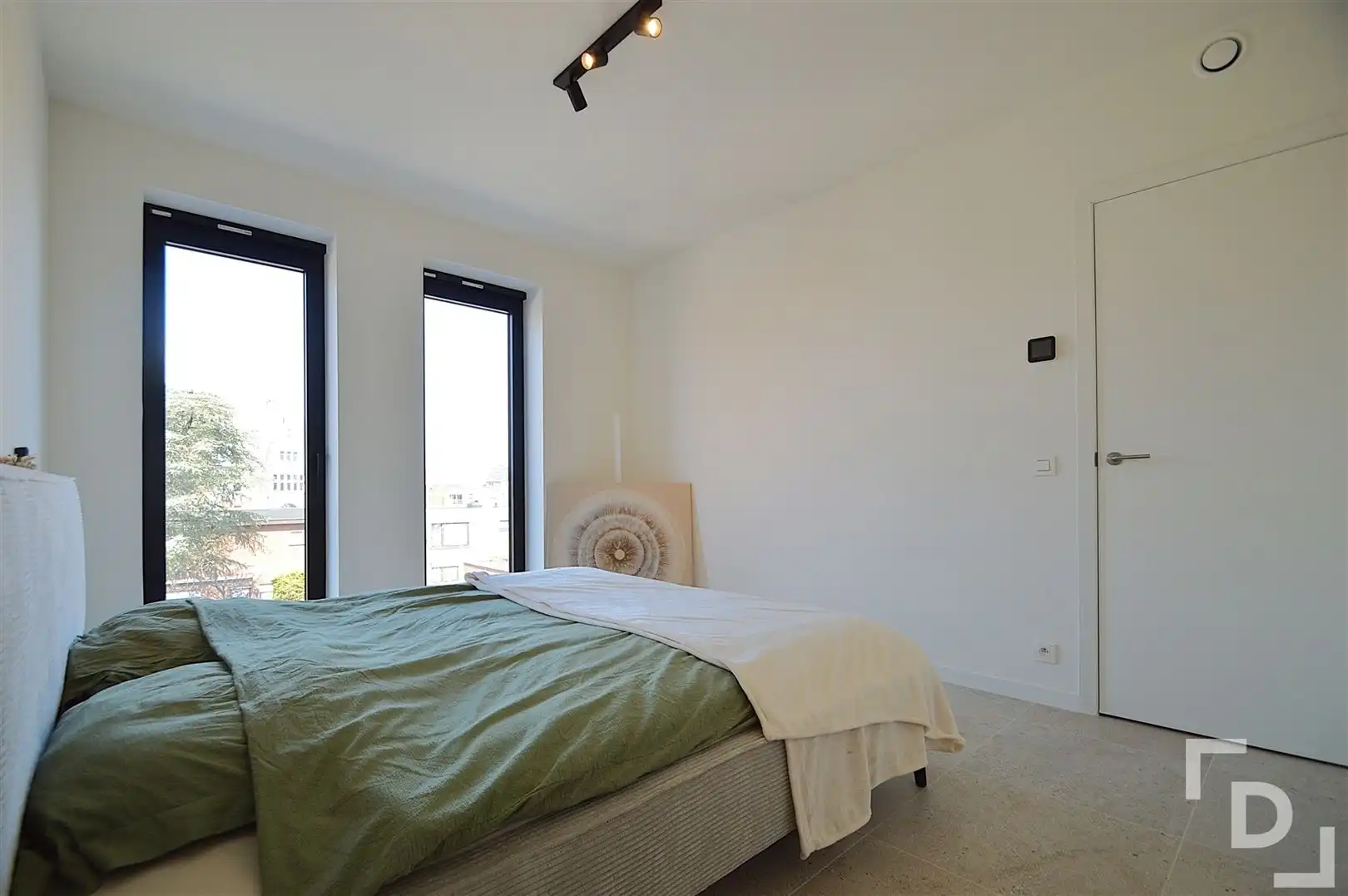 Energiezuinig en ruim nieuwbouwappartement te huur in centrum Langemark! foto 14
