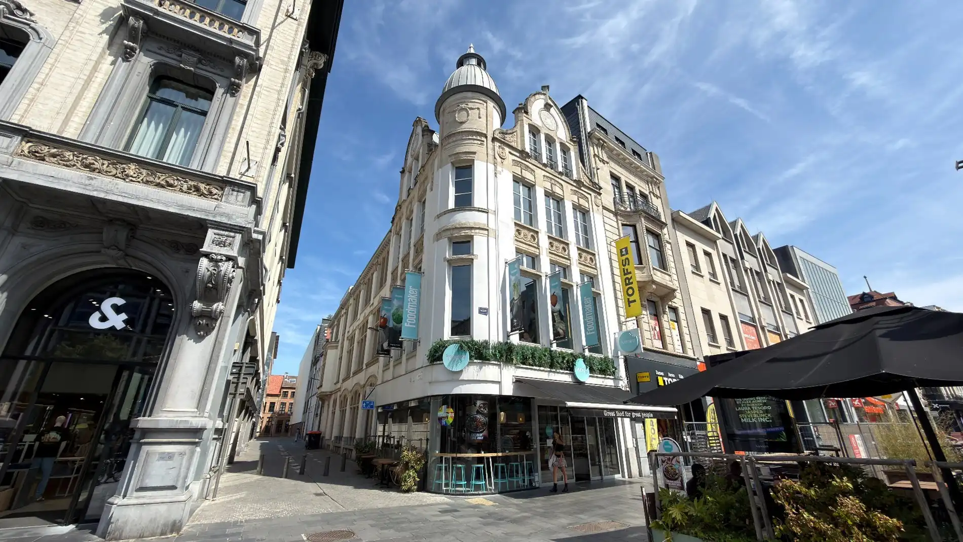 Stijlvol ingerichte kantoren te huur aan de Meir in Antwerpen foto 21