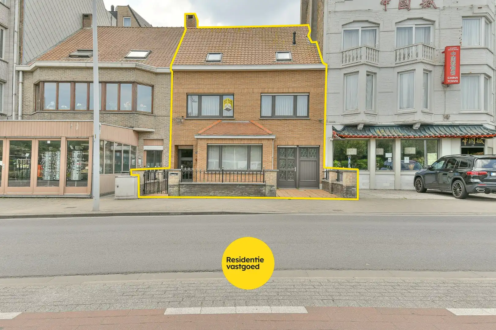 Woning met 3 slaapkamers en tuin, vlak aan het strand van Bredene foto {{pictureIndex}}
