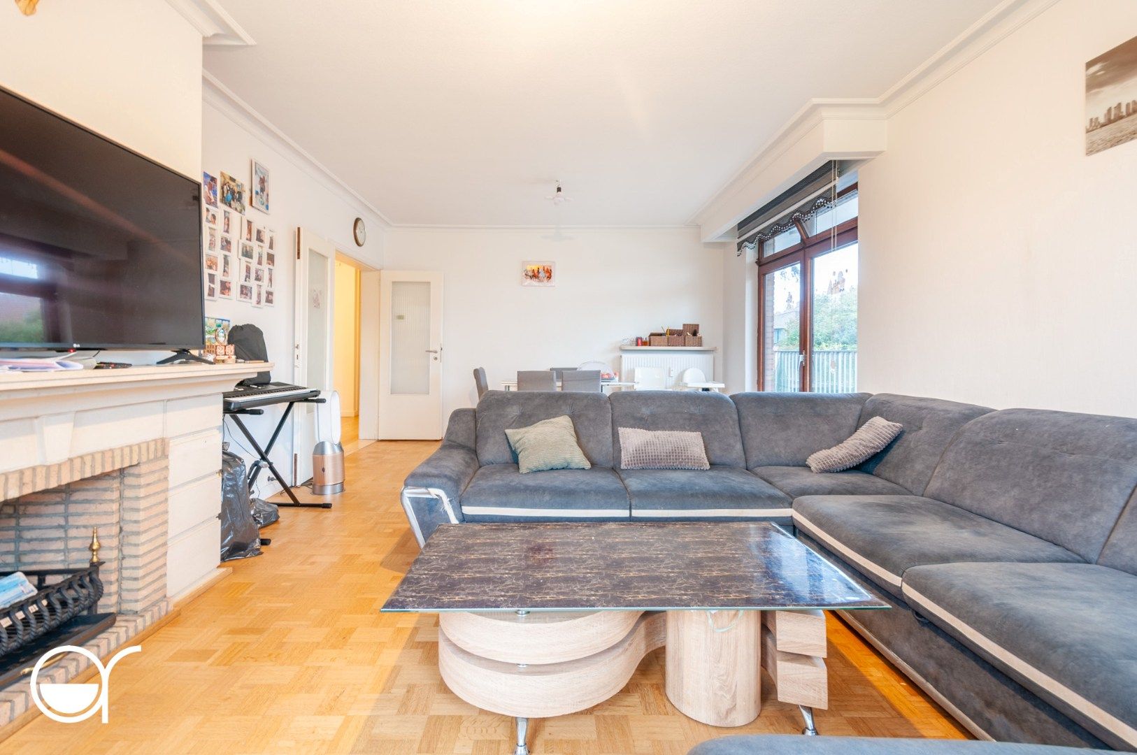 Appartement met groot terras en zicht op het groen op 1.3km van Dampoortstation foto 3