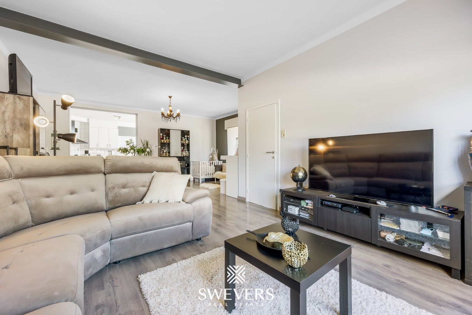 Instapklare halfopen woning met paardenaccommodatie op 73a in Sint-Truiden foto 4