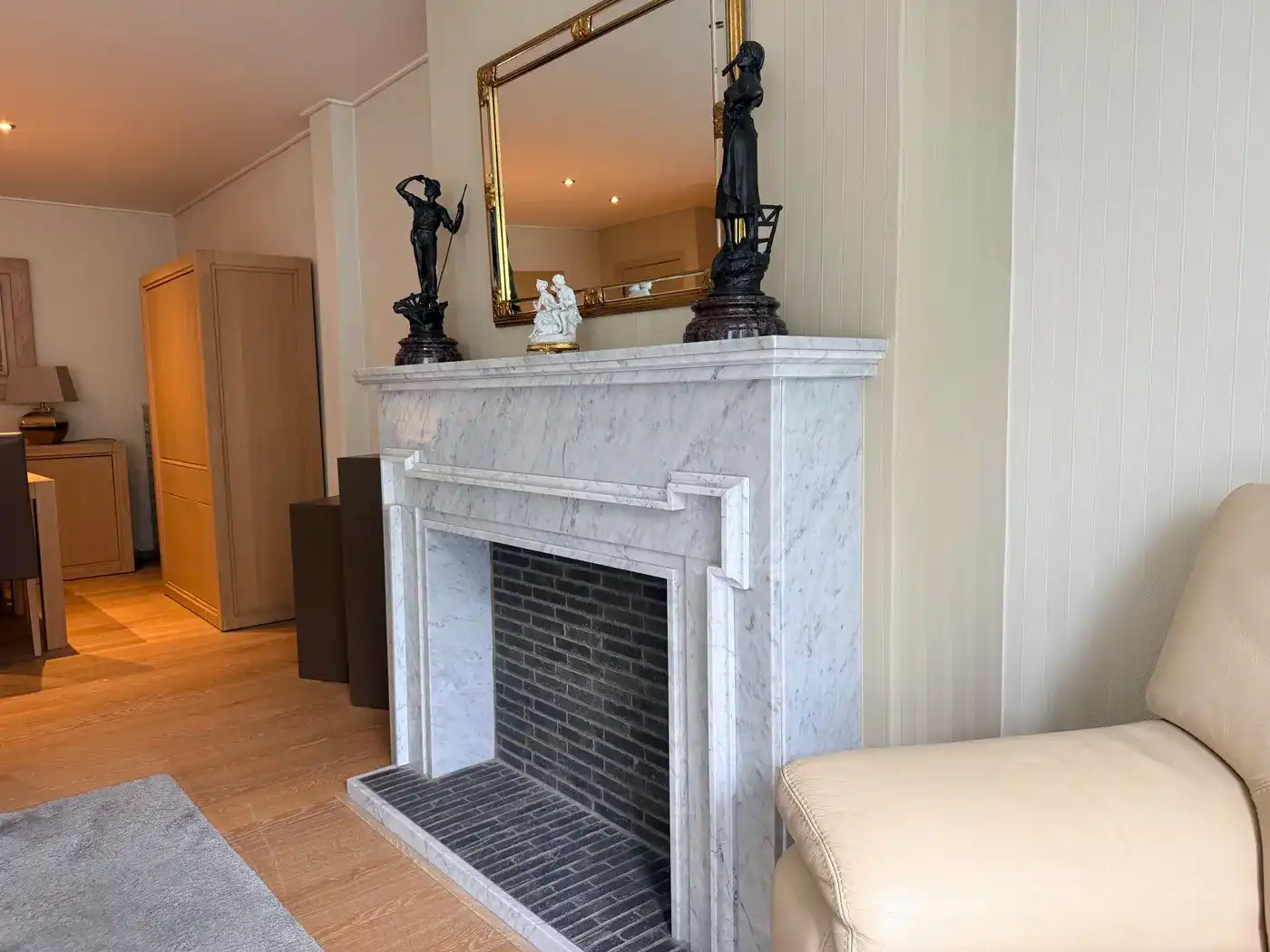 Instapklaar 2-slaapkamerappartement in het hart van Izegem foto 3