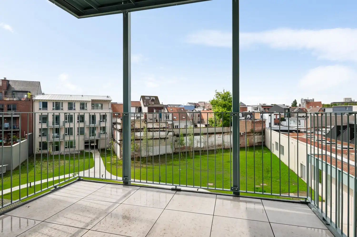 Prachtig en lichtrijk nieuwbouwappartement te huur nabij Zurenborg! foto 6