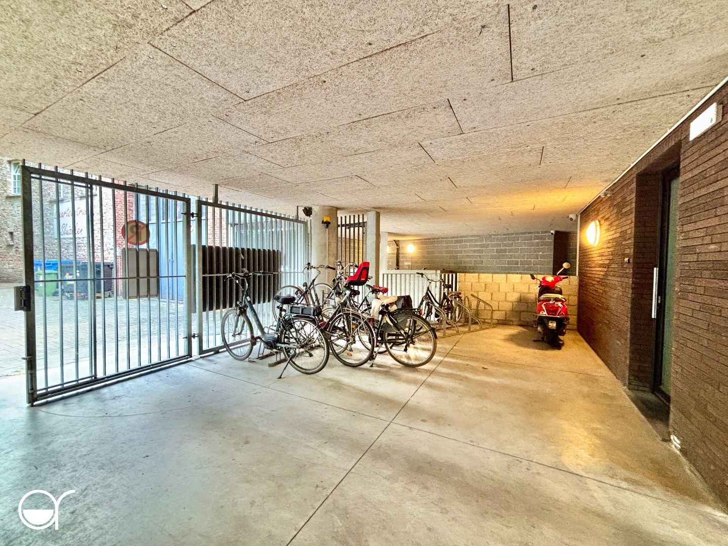 Recente penthouse in centrum Gent met groot terras en staanplaats foto 22