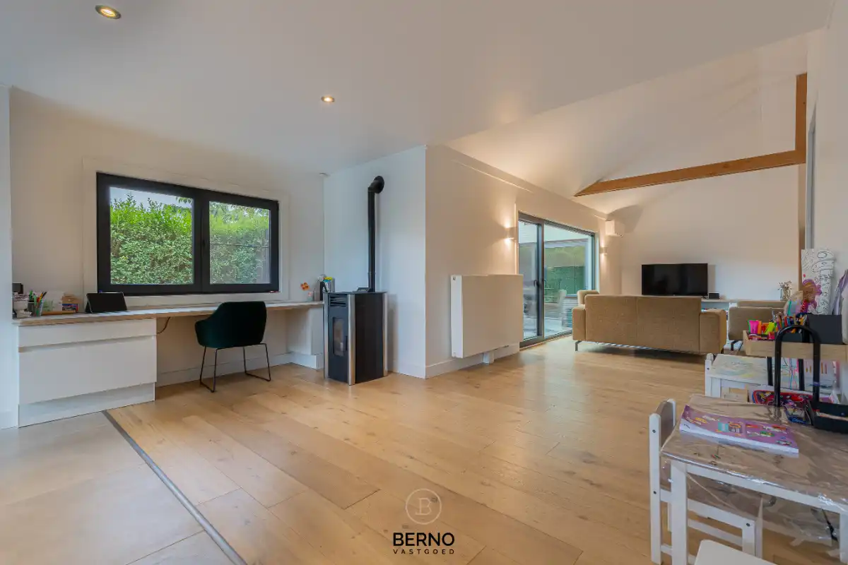 Recent gerenoveerde landelijke woning met uitzonderlijke tuin op 1.856 m² foto 5