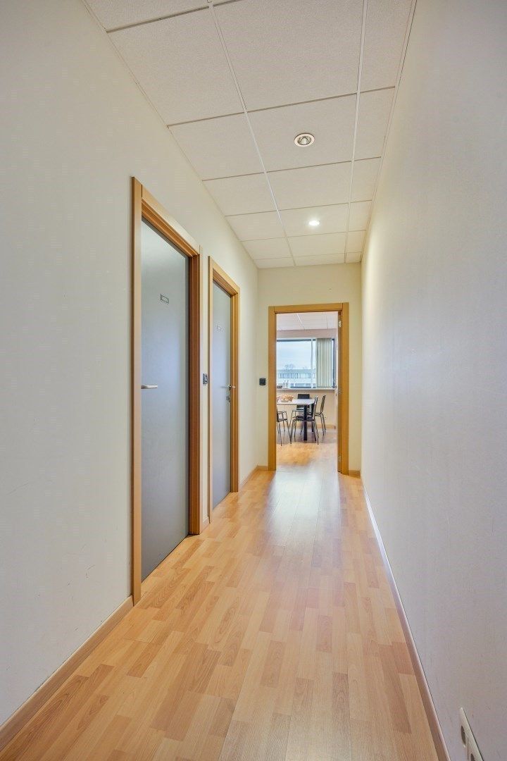 Kantoor te koop in het industriepark te Haasrode/Heverlee met 14 parkings - opp. 626 m² - verkoop van aandelen foto 36