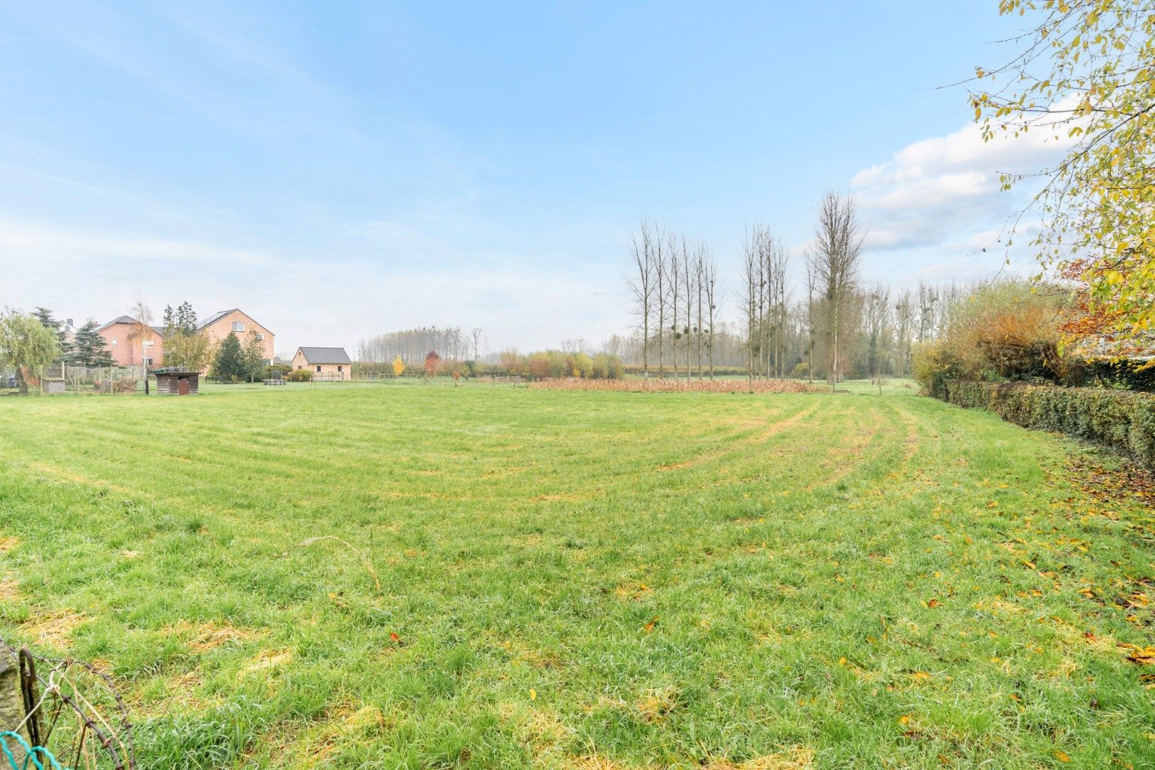 Te renoveren halfvrijstaande woning op een perceel van 4a24ca foto 29