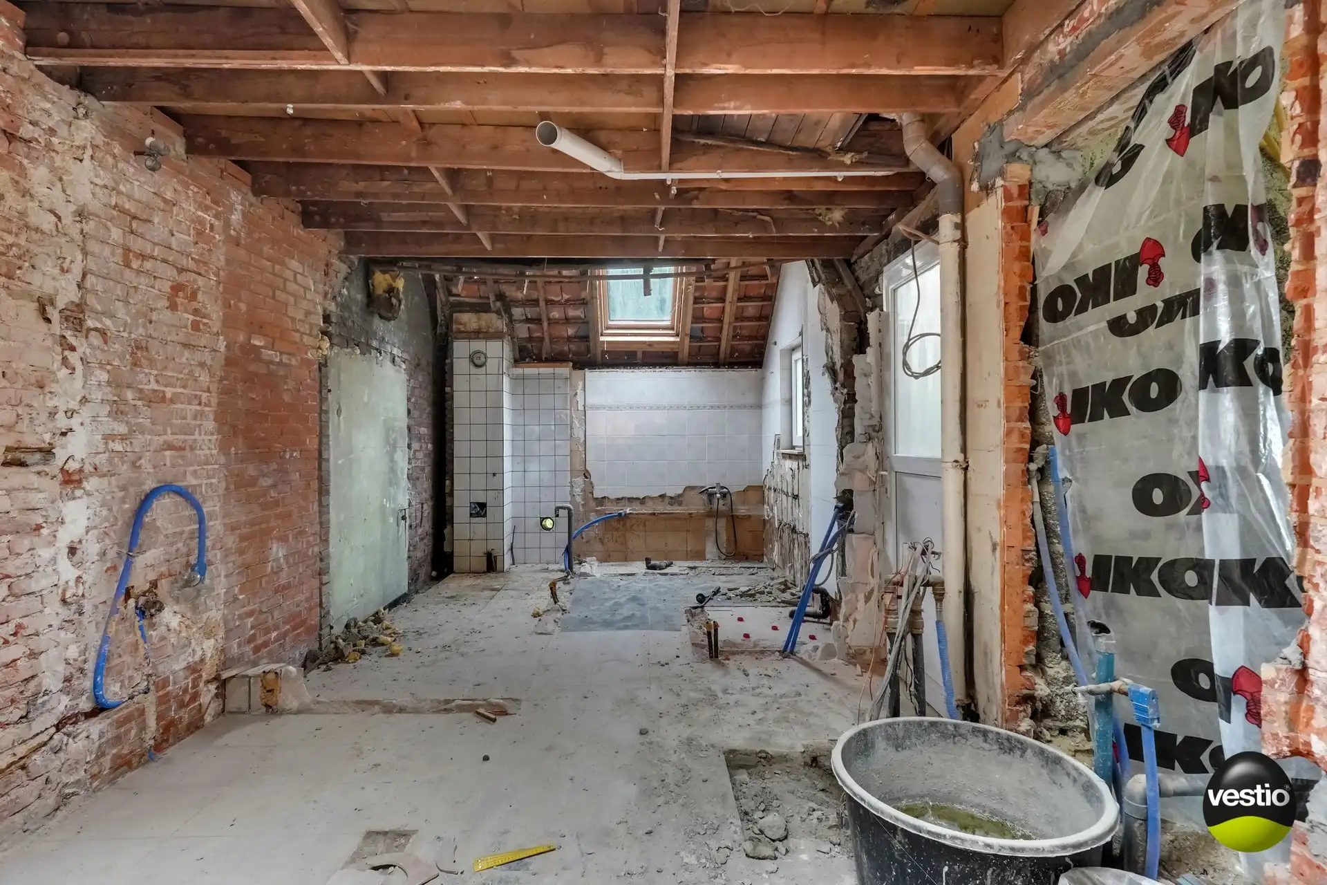 DEELS GERENOVEERDE WONING MET TOPLIGGING OP DE BRET foto 19