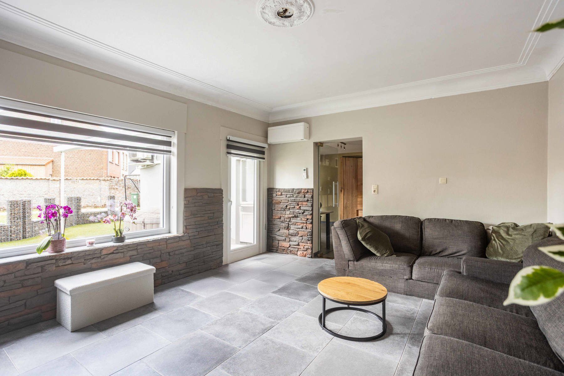 Instapklare woning met tuin, terras en ruimte voor hobby of praktijk foto 5