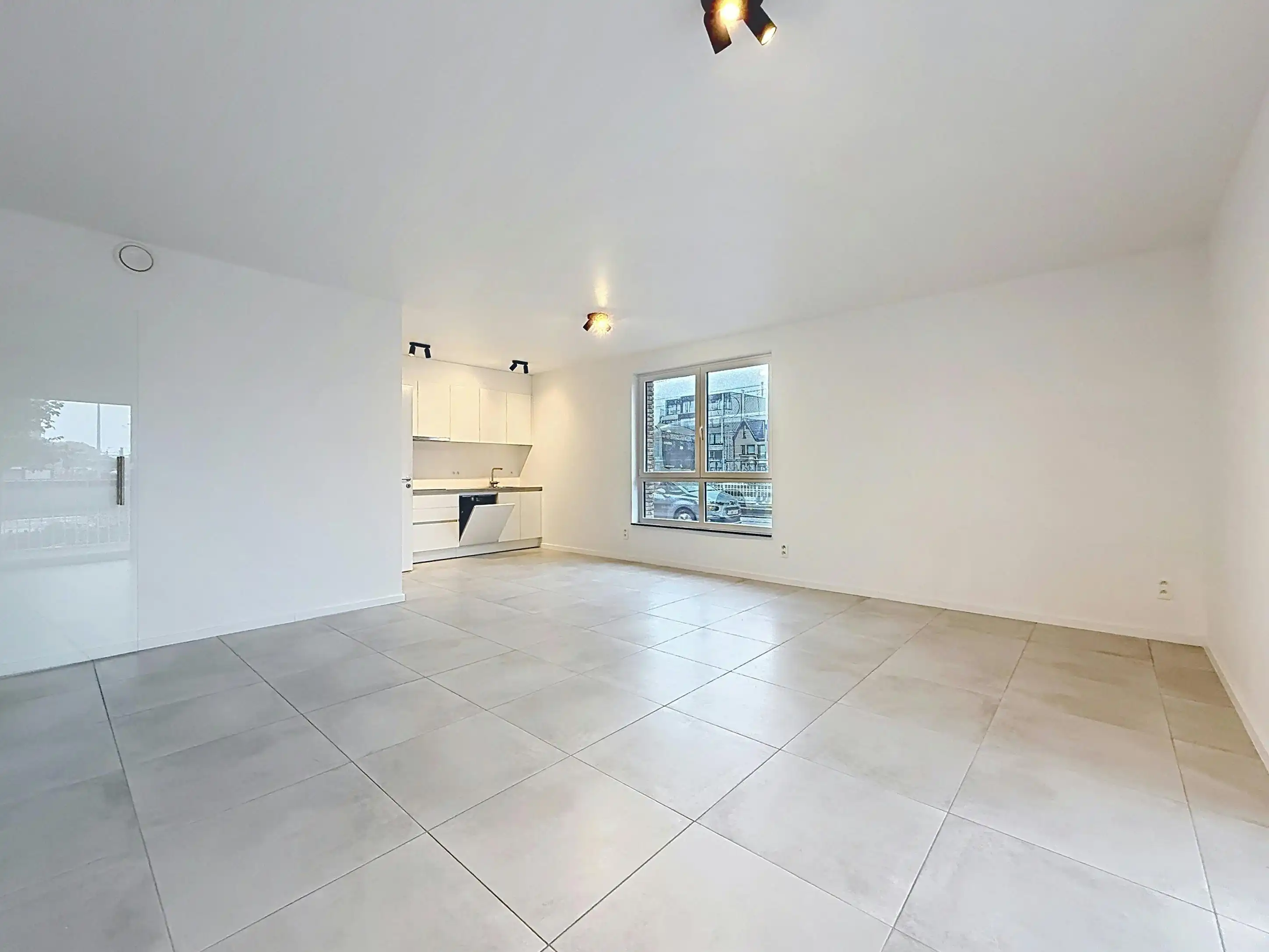 Instapklaar één slaapkamerappartement centrum Aalter foto 6