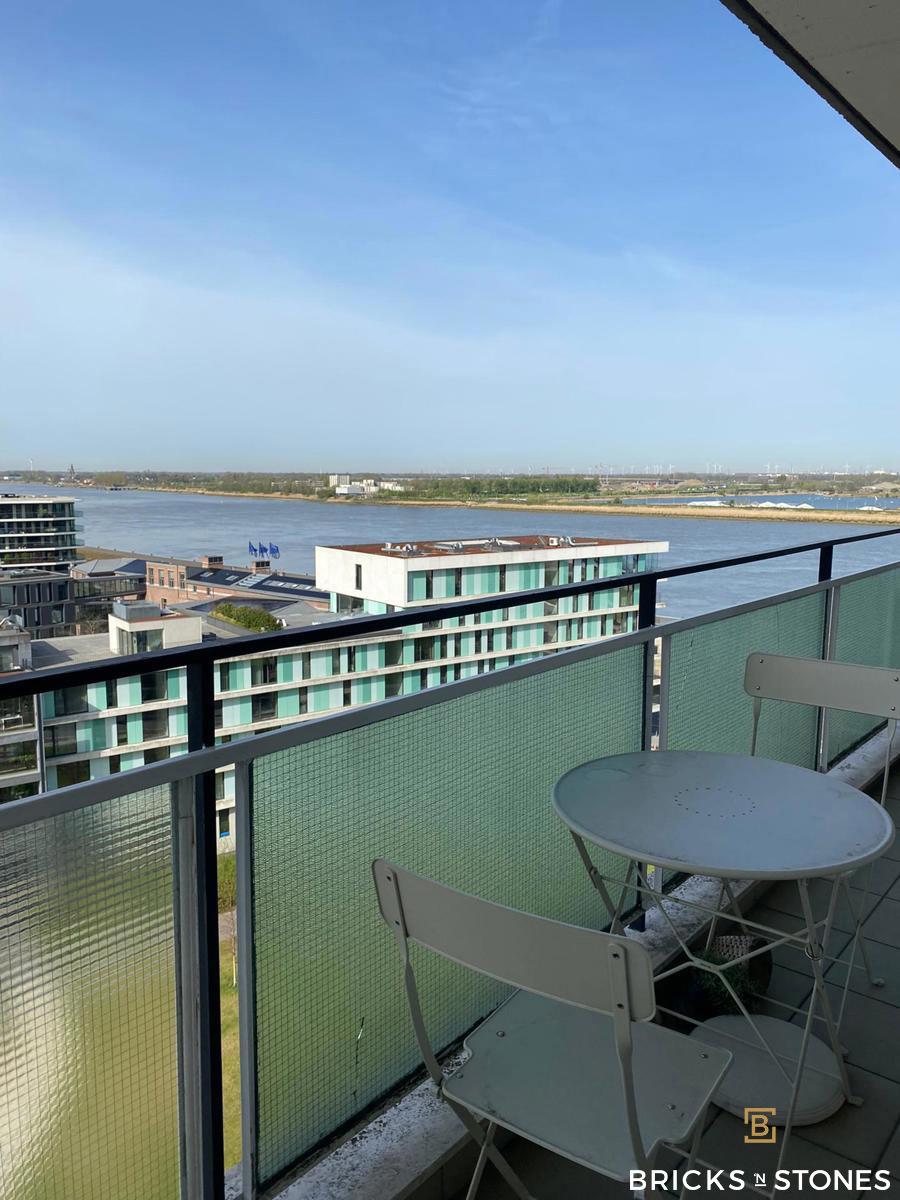 Gezellig bemeubeld appartement met panoramisch Schelde zicht foto 3