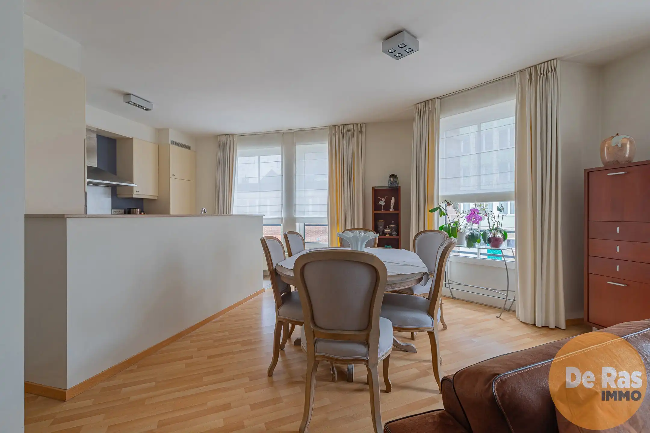 WETTEREN - Instapklaar appartement met 2 kamers in centrum foto 4