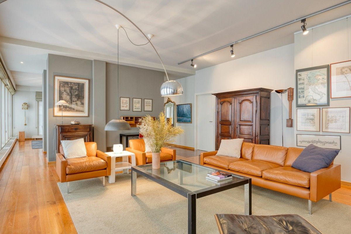 Exclusief stadsappartement met karakter en groot terras aan het Belfort. foto 2