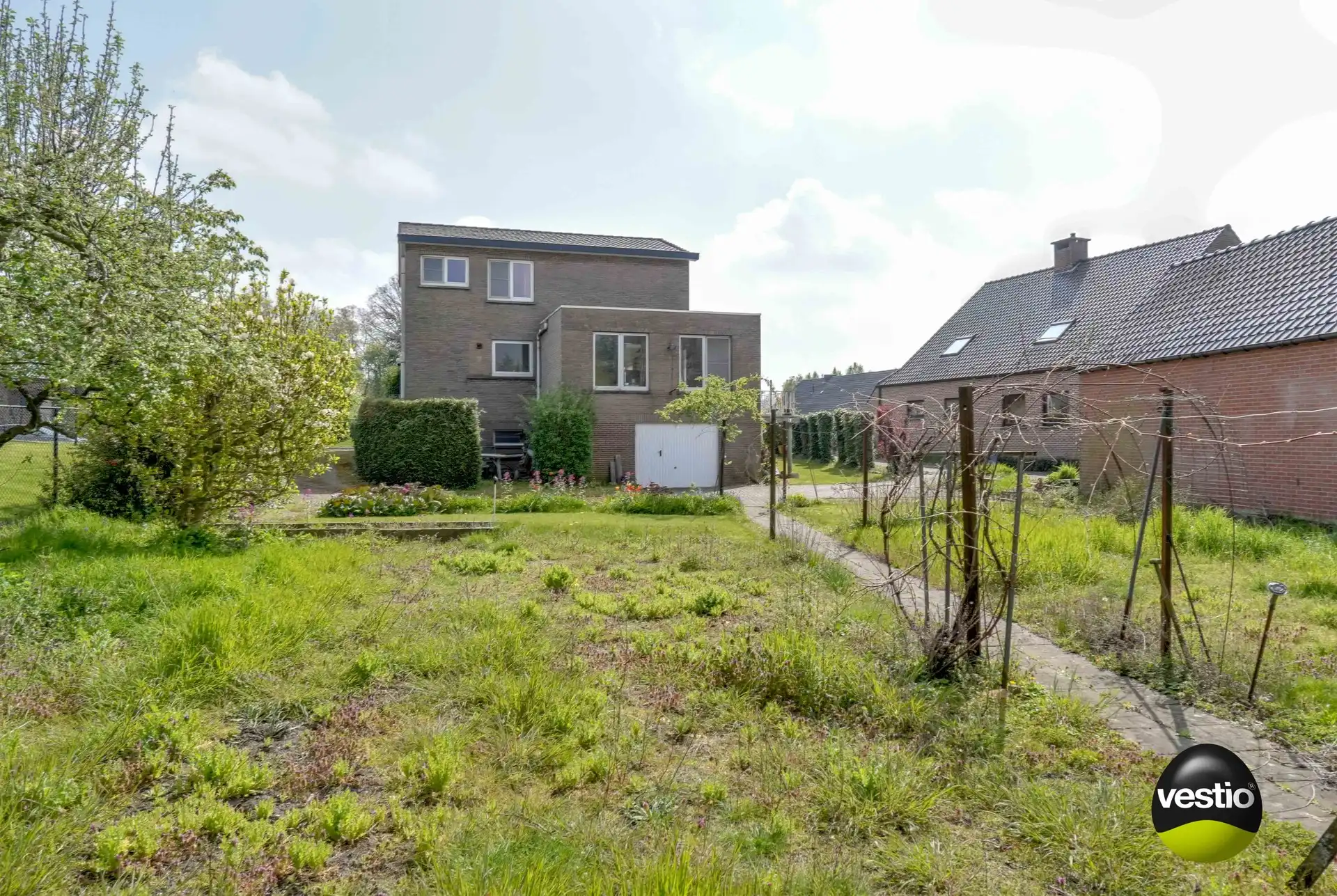 RUSTIG GELEGEN WONING OP 9,64 ARE foto 36