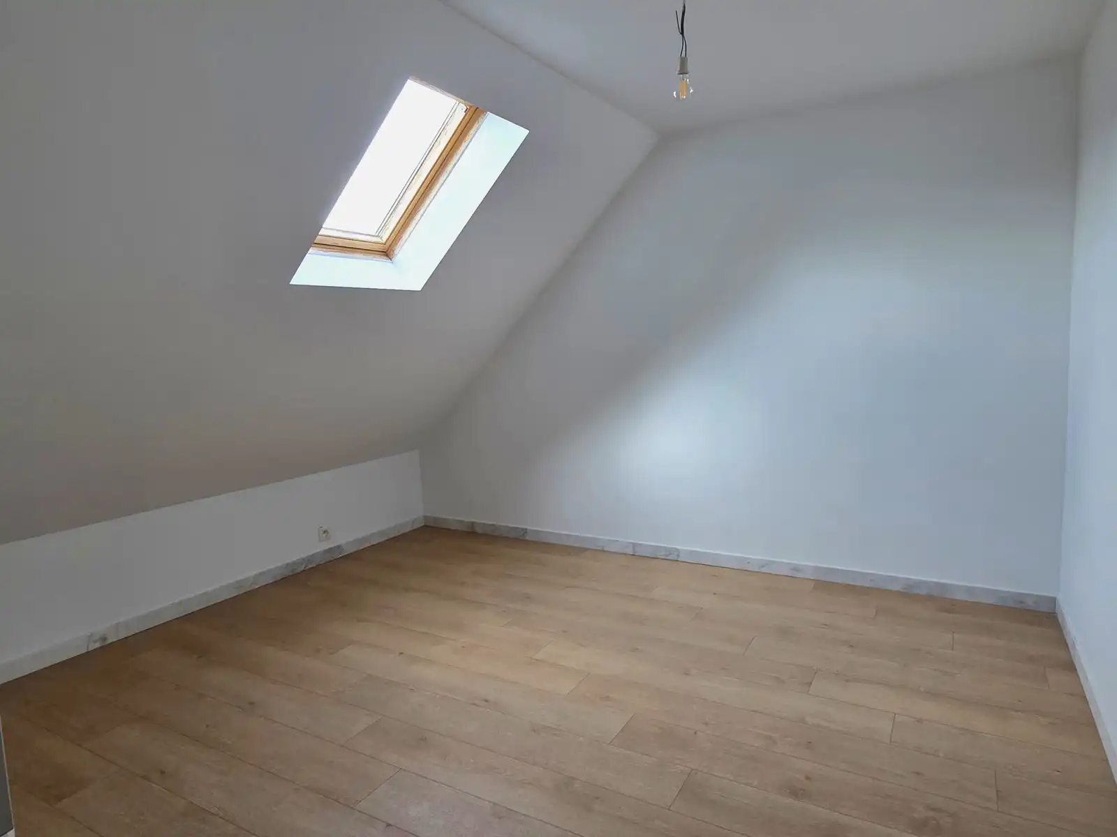 WSB-immo: rustig gelegen en uitstekend gerenoveerde woning! foto 15