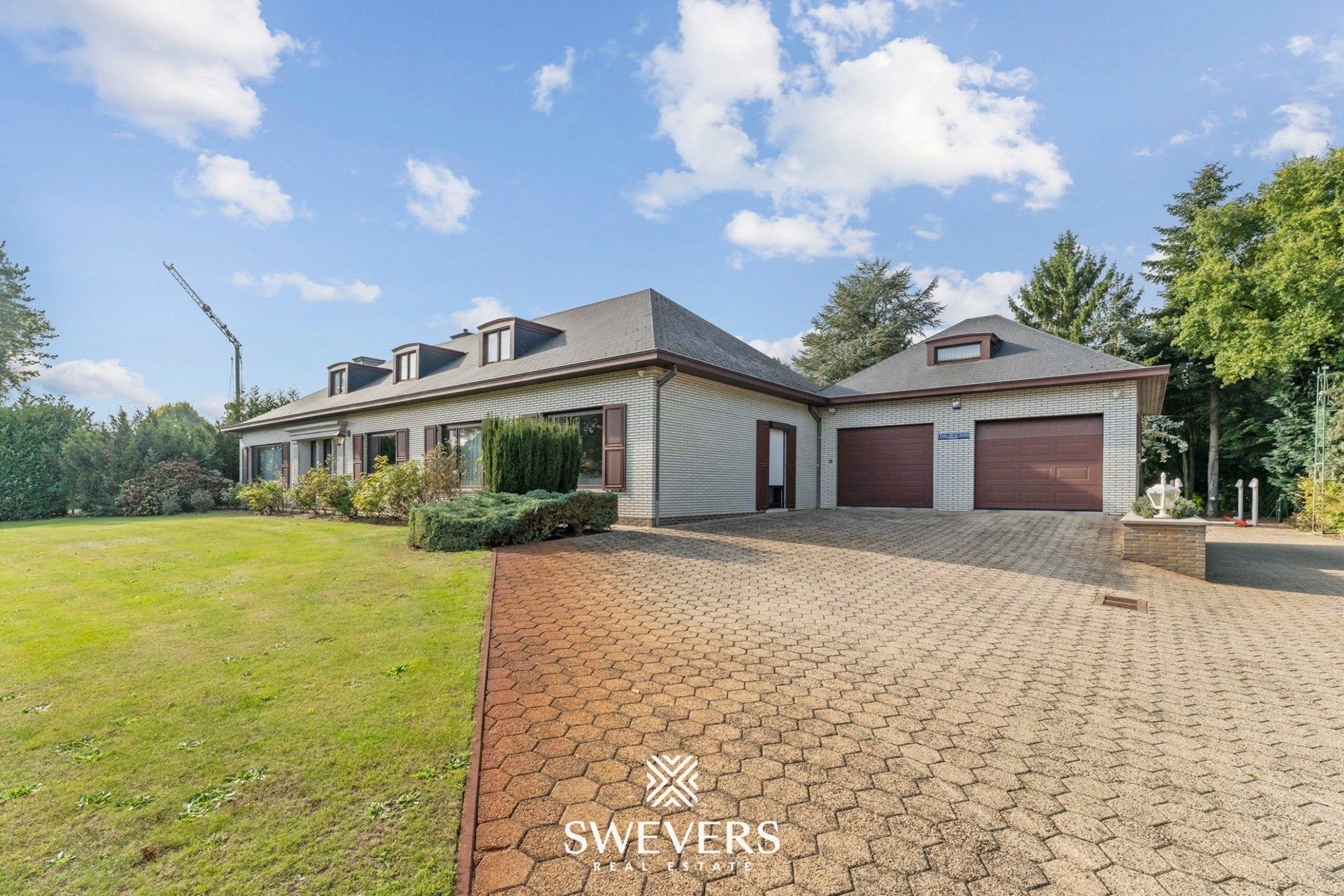 Uitzonderlijke ruime villa op 39a 89ca te Houthalen-Helchteren foto 3