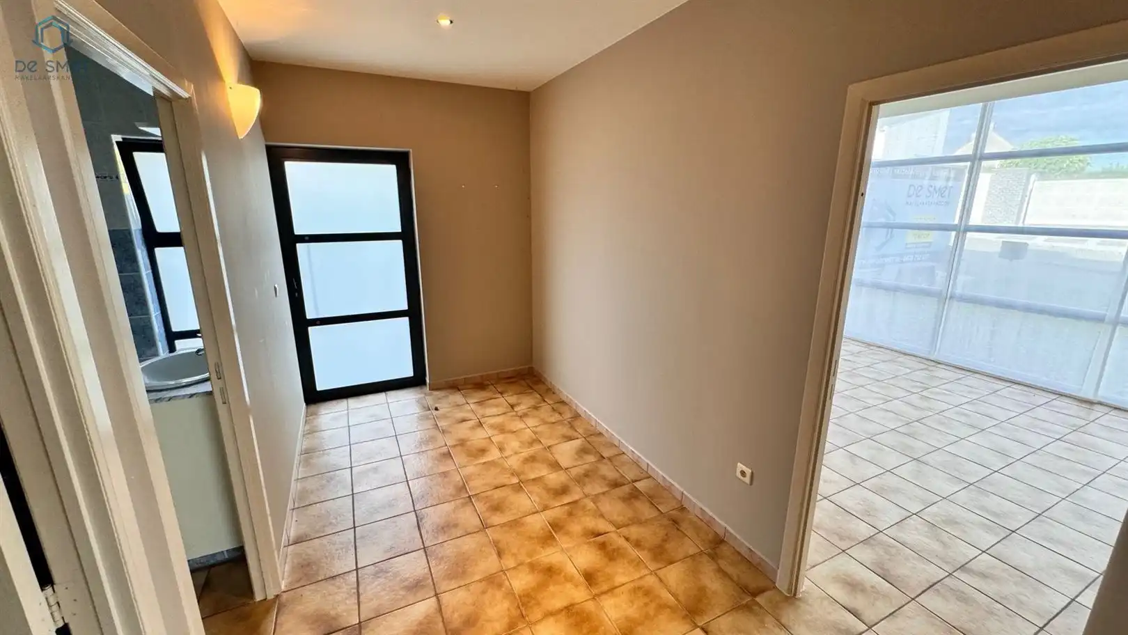 EERSTE BEZOEKDAG WOENSDAG 04/02 OP AFSPRAAK VAN 14U TOT 18U. foto 6