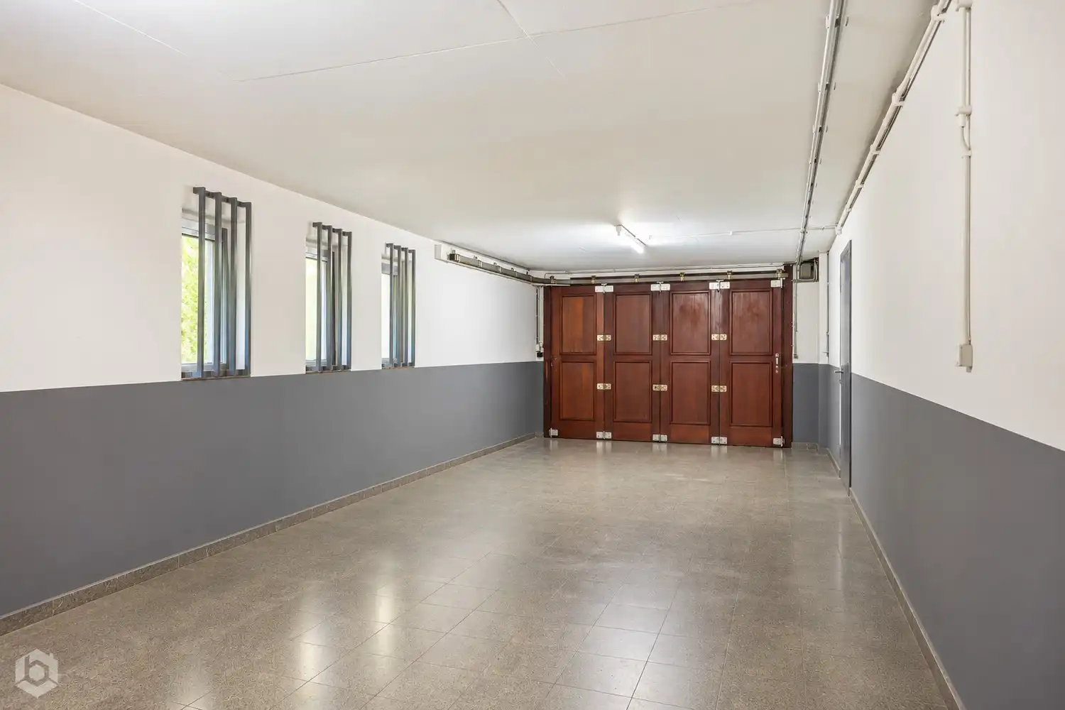 Ruime villa met 5 slpkrs, zwembad en handelsruimte op perceel van 3383m² te Berlaar foto 25