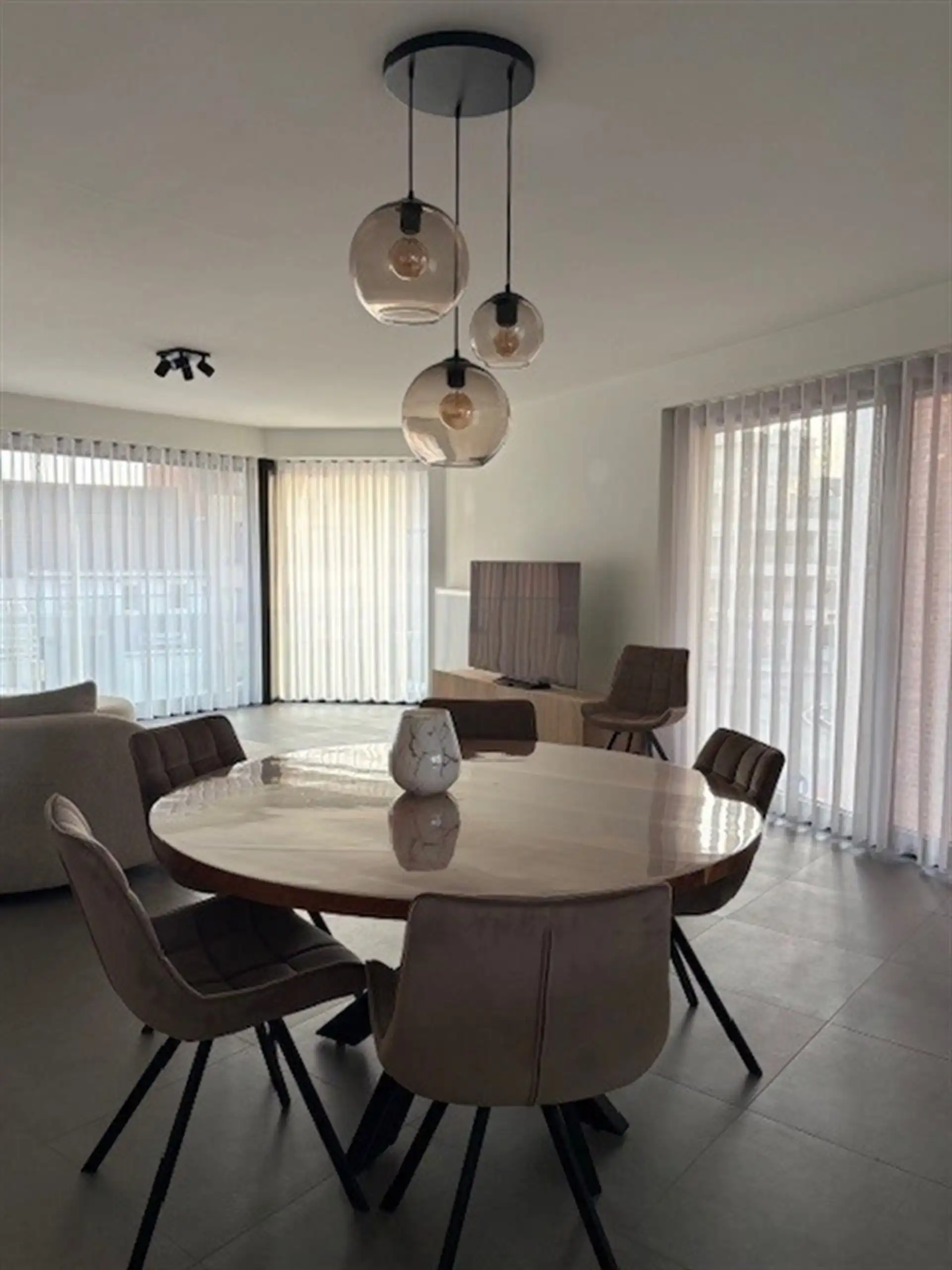 Recent appartement met 2 slaapkamers in centrum Wetteren.  foto 12