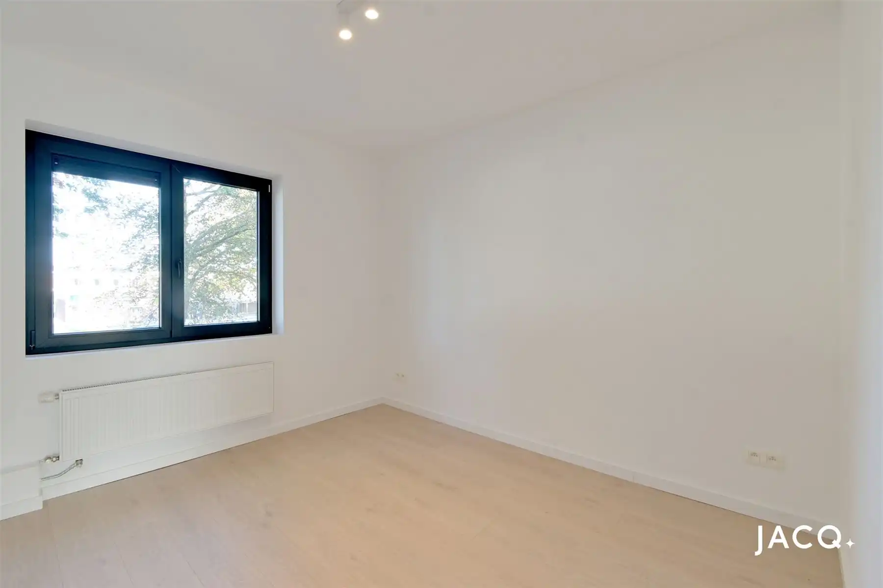 Prachtig gerenoveerde woning met 3 slaapkamers en tuin! foto 19
