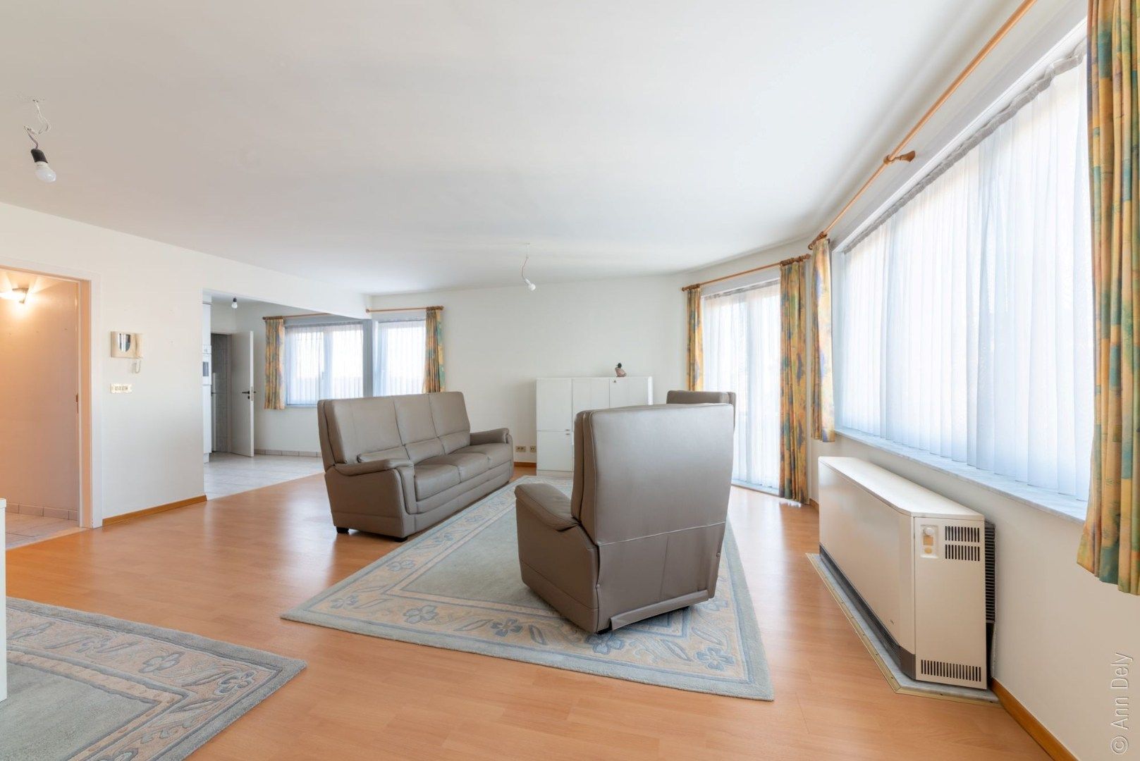 Verzorgd 3-slaapkamerappartement met prachtig zonneterras van 90m² ! foto 3