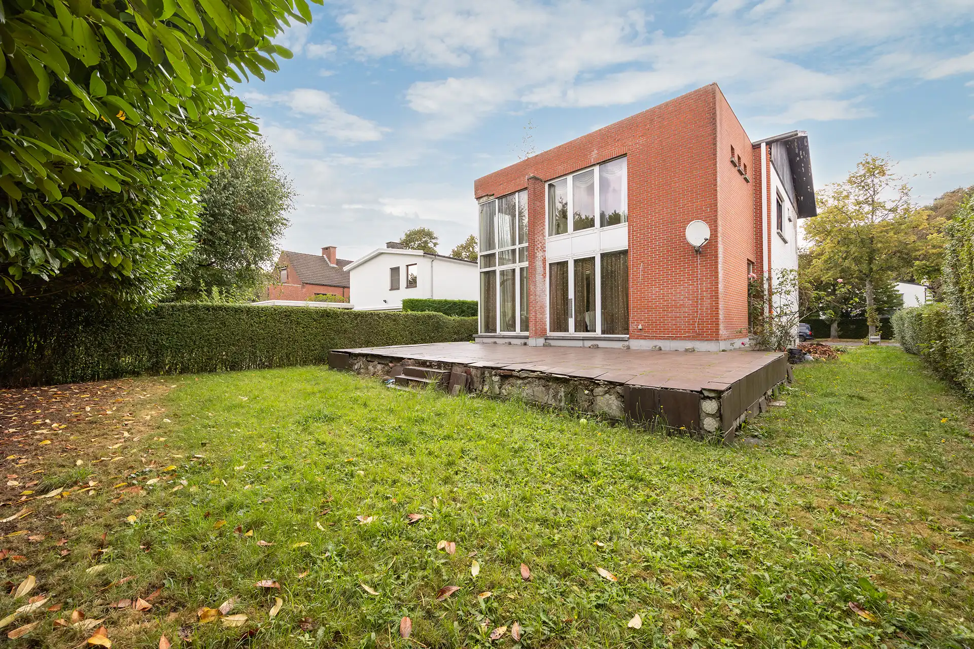 Ruime villa met 4 slpk's en 3 badkamers op toplocatie foto 28