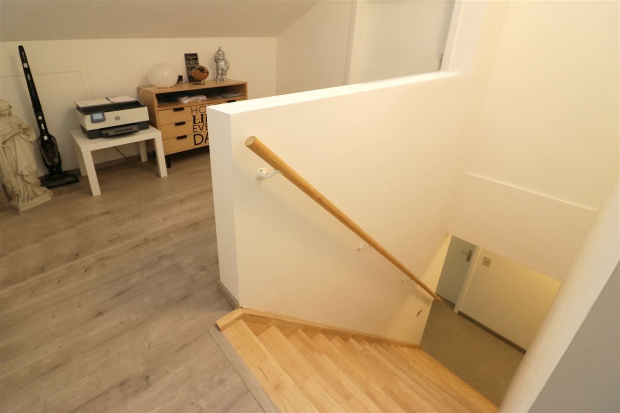 Gezellige woning, 4 slpk., inpandige garage, tuin foto 21