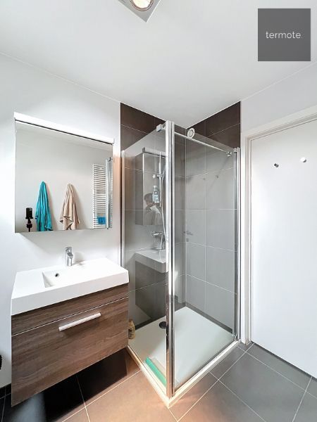 Ruim appartement foto 10