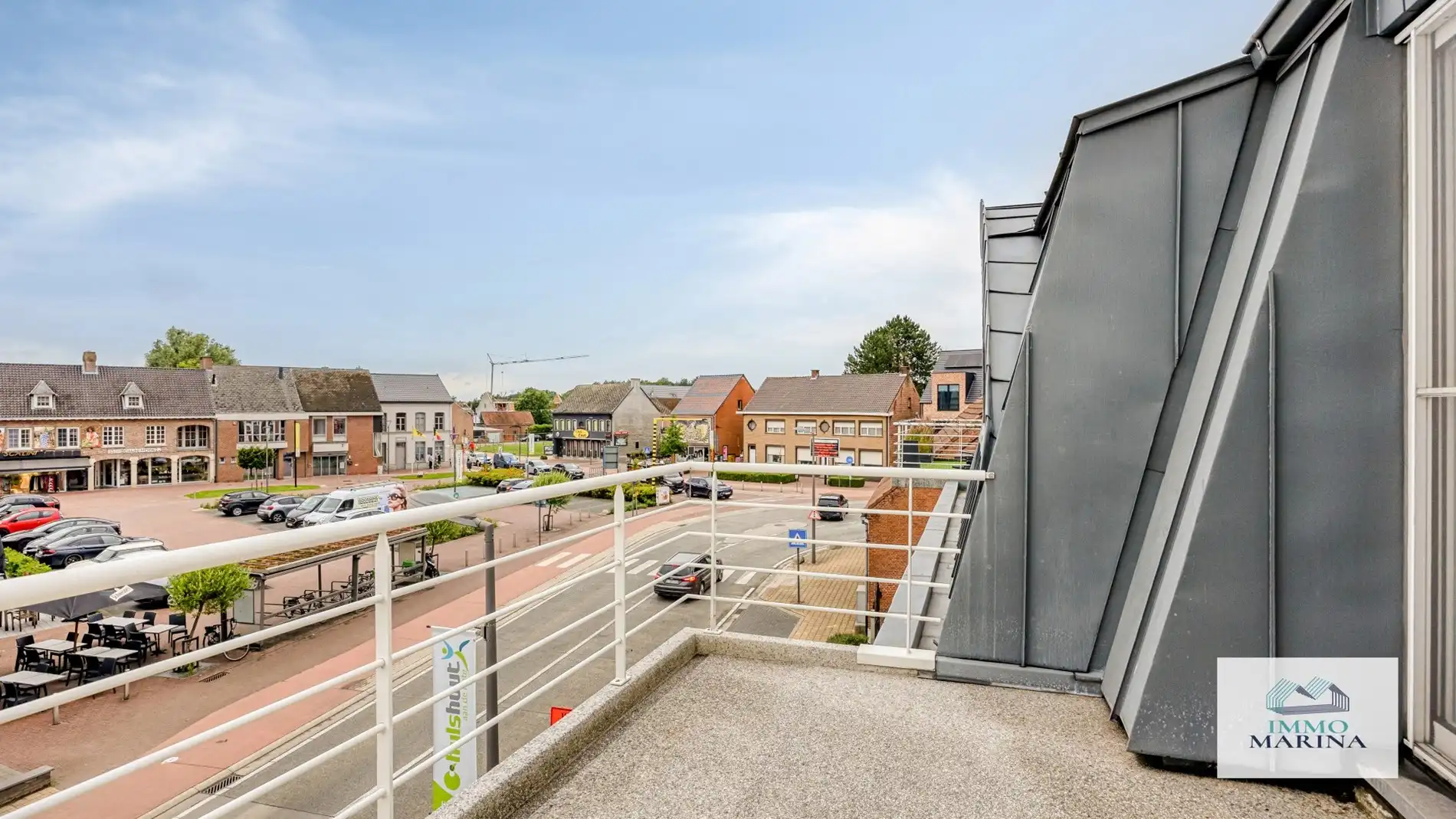 ENERGIEZUINIG APPARTEMENT MET LIFT EN TERRASSEN foto {{pictureIndex}}