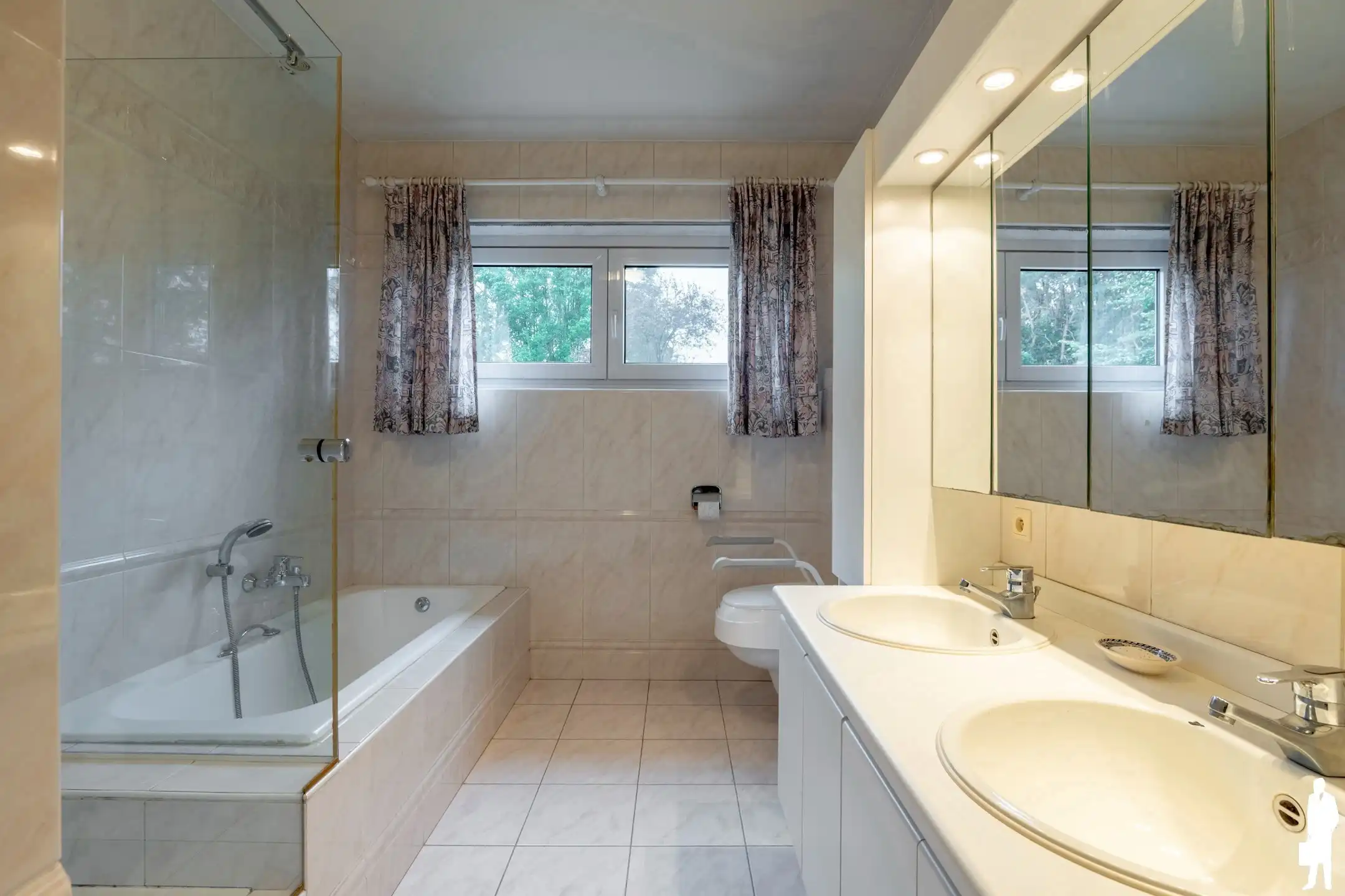 Vrijstaande woning op prachtig perceel van 4.041 m²  foto 12