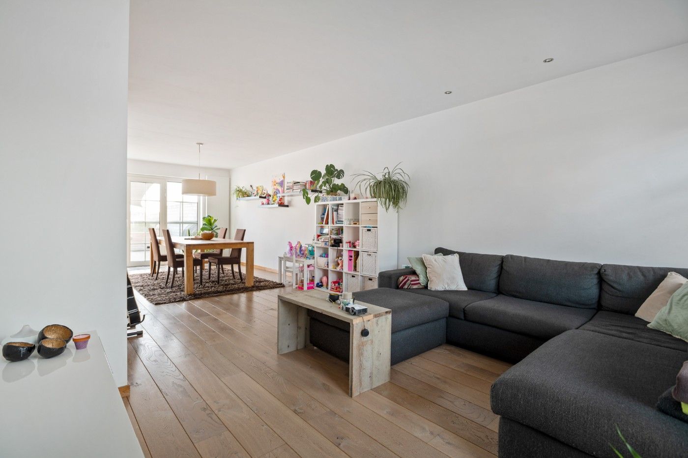 Recente HOB met 3 à 4 slpk., inpandige garage en toffe tuin foto 2