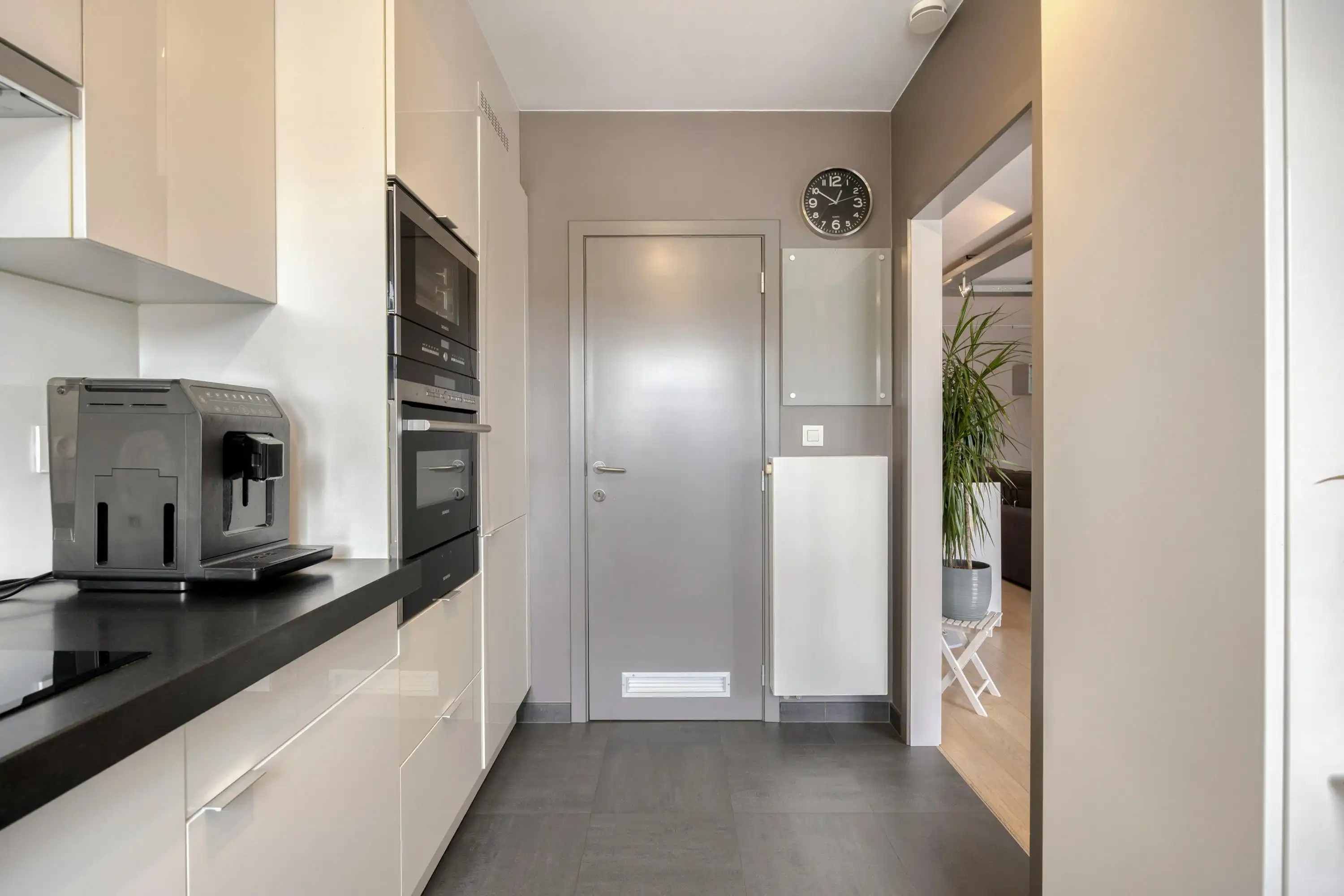 Instapklaar en energiezuinig appartement te koop in Burcht foto 6