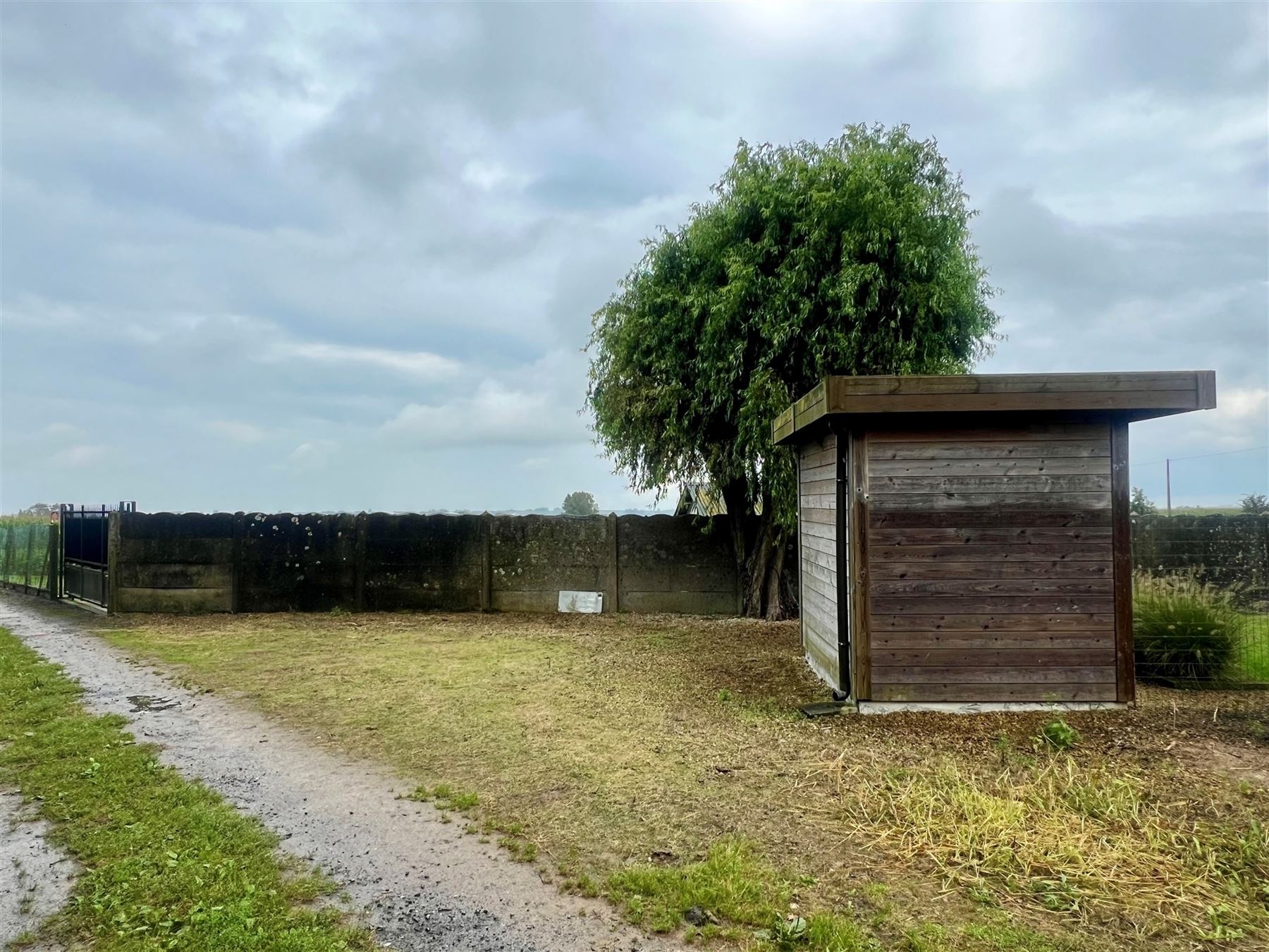 Goed gelegen aangename woning met tuin foto 11