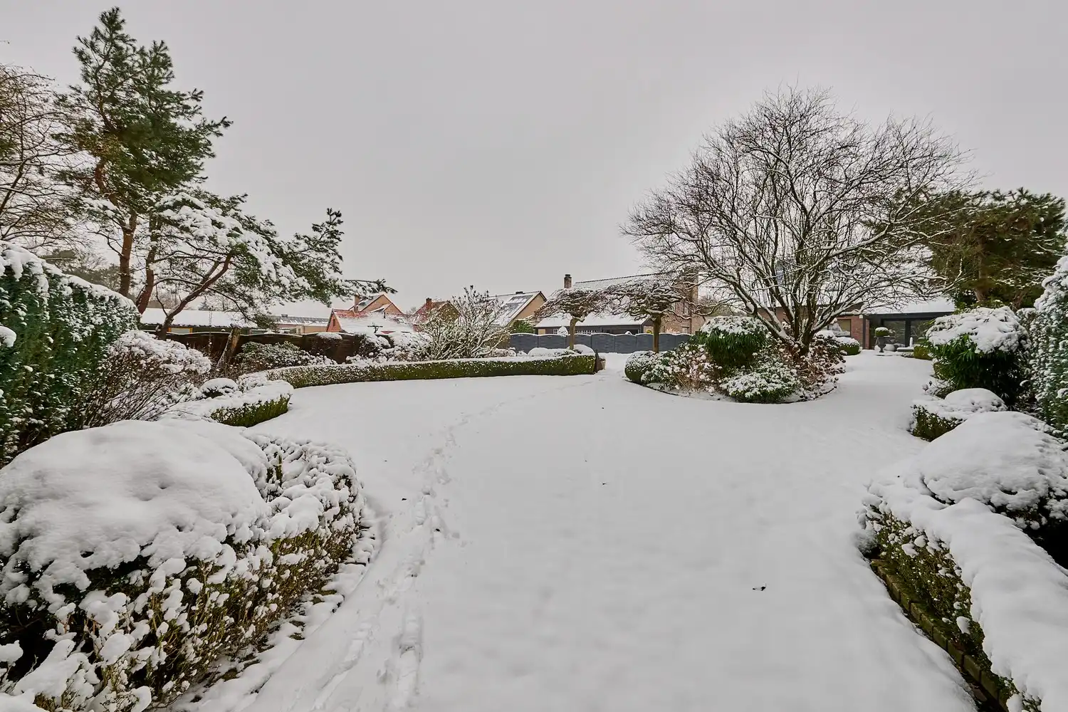 Knap gerenoveerde woning op ruim perceel in een bosrijke omgeving te Beringen. foto 24