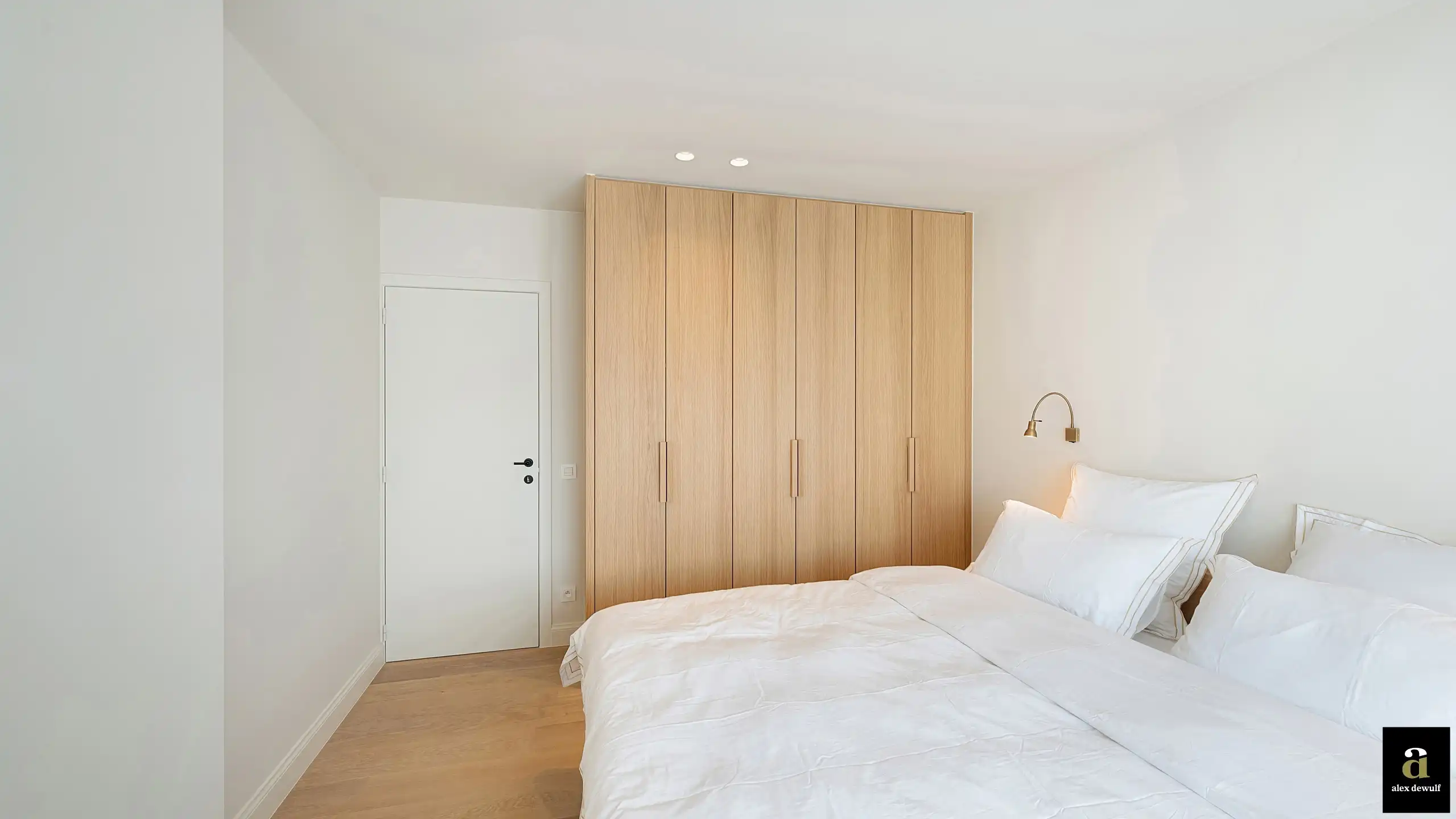 Uitstekend gelegen, volledig gerenoveerde koppelvilla te Duinbergen, op wandelafstand van het strand en de duinen. foto 30