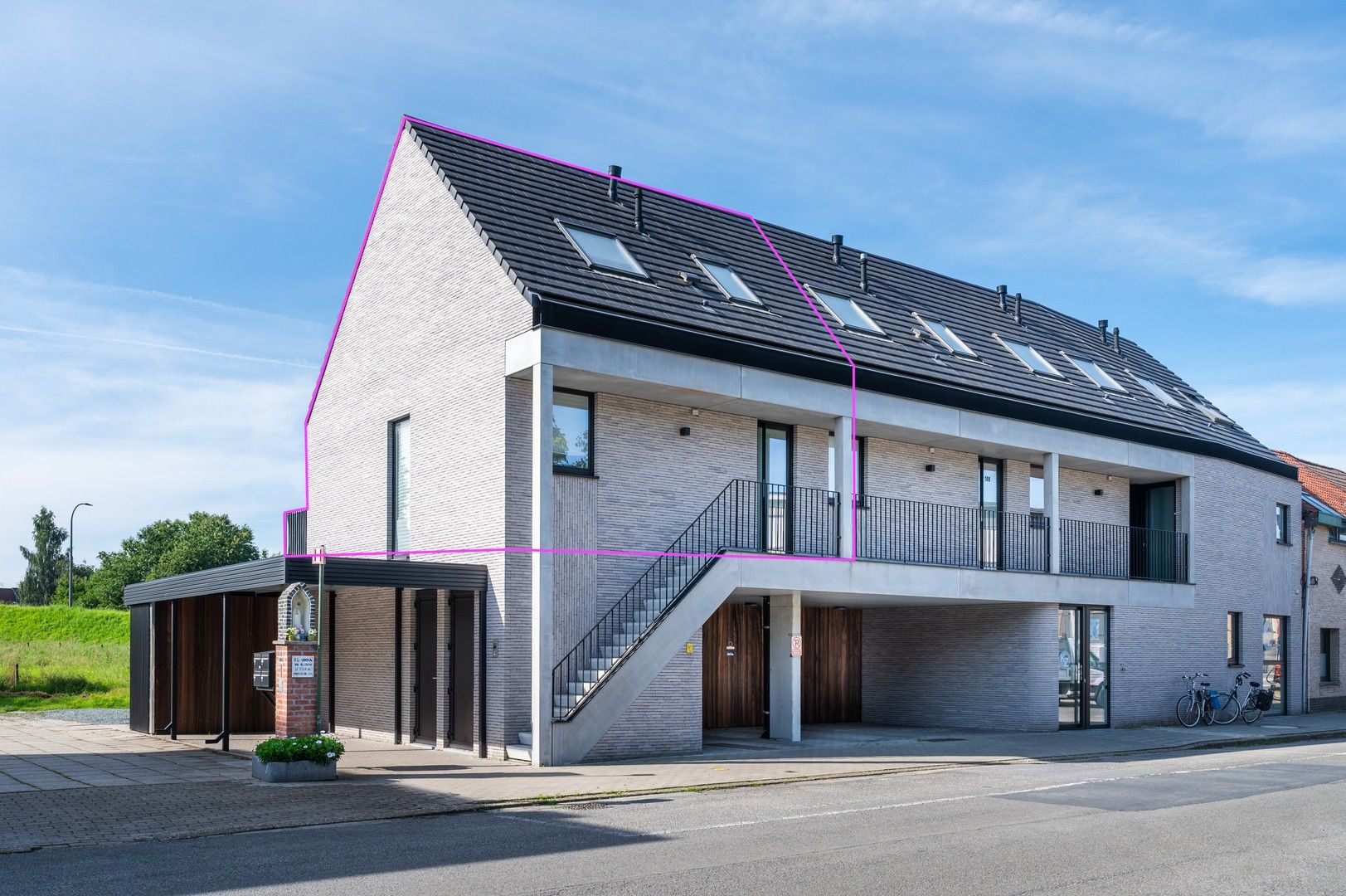 ()=>{if(producerUpdateValueVersion(node),producerAccessed(node),node.value===ERRORED)throw node.error;return node.value} Laarstraat 111 - 2070 Zwijndrecht