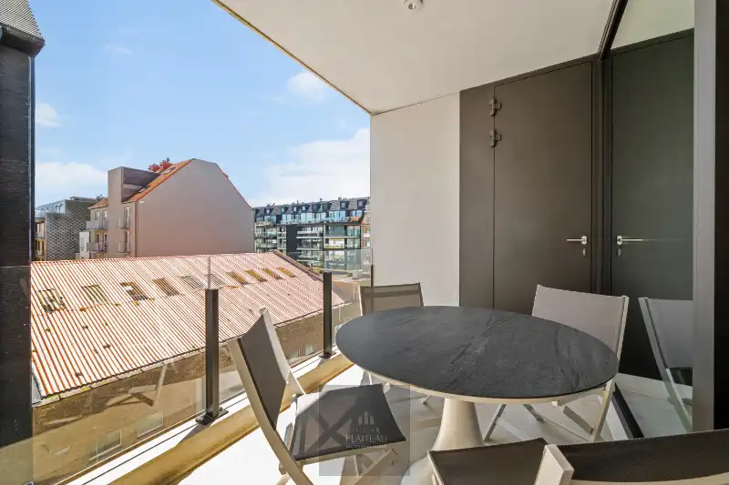 Recent en instapklaar appartement met lateraal zeezicht in Residentie Robbe Douce. foto 4