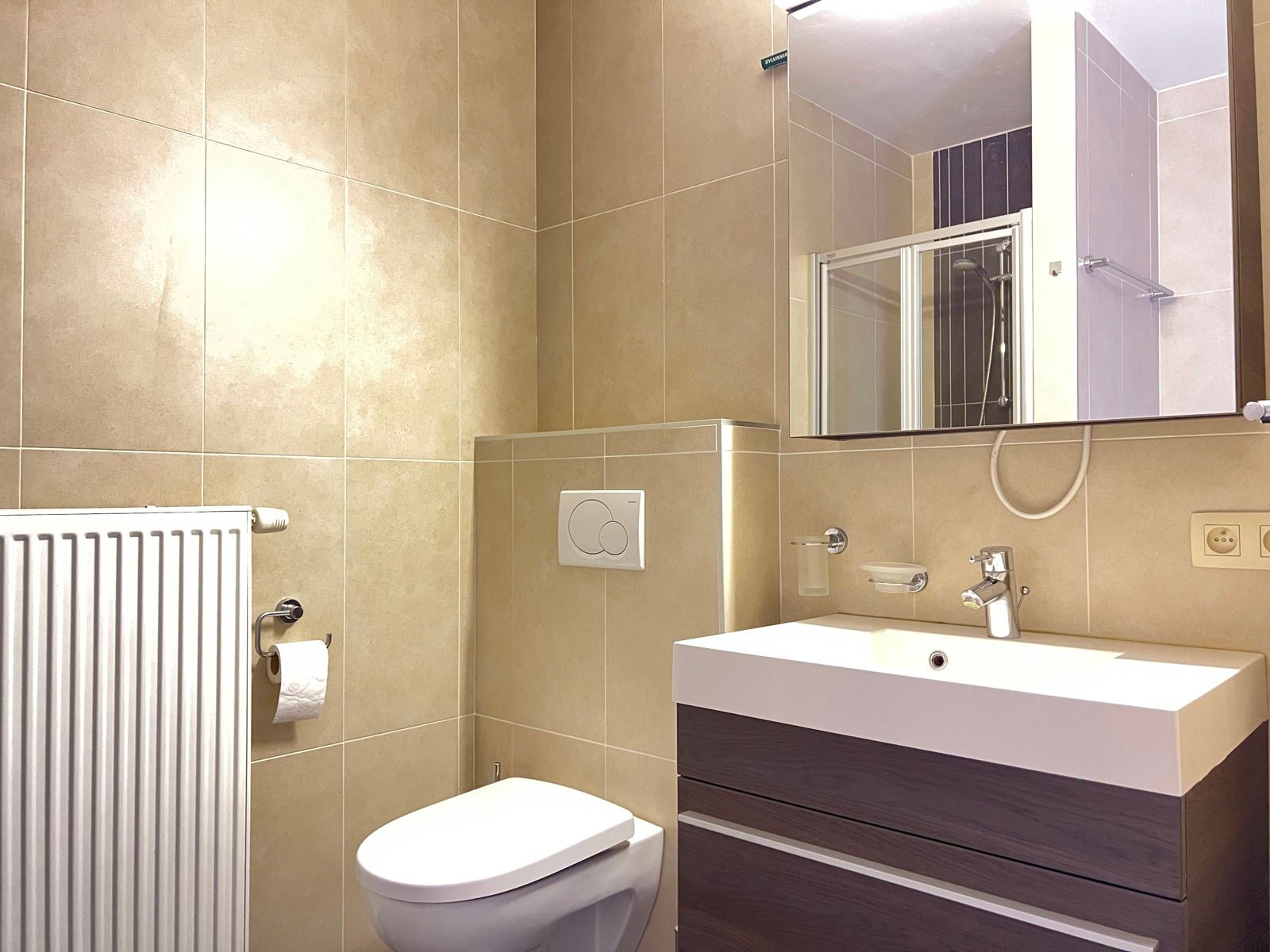 INSTAPKLAAR TWEESLAAPKAMER-APPARTEMENT TE HUUR CENTRUM ASSE foto 13