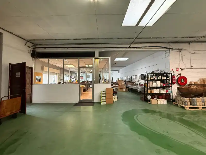 Winkel/polyvalent ruimte aan Gentbruggebrug foto 4