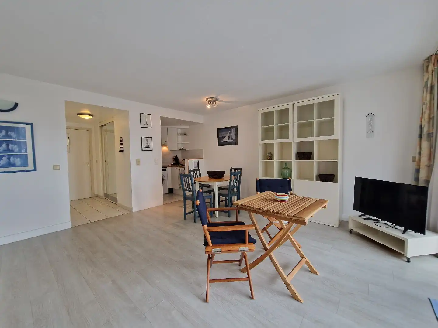 Gezellige studio vlakbij de zeedijk te Nieuwpoort! foto 3