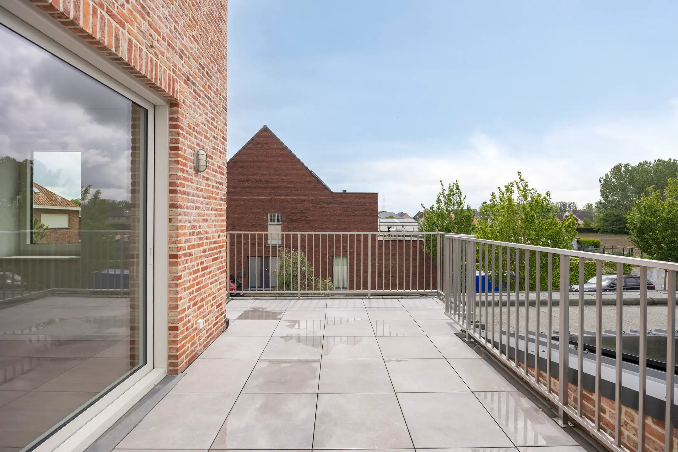 Trendy 1-slpk app met terras, EPC A, privé parking. foto 9
