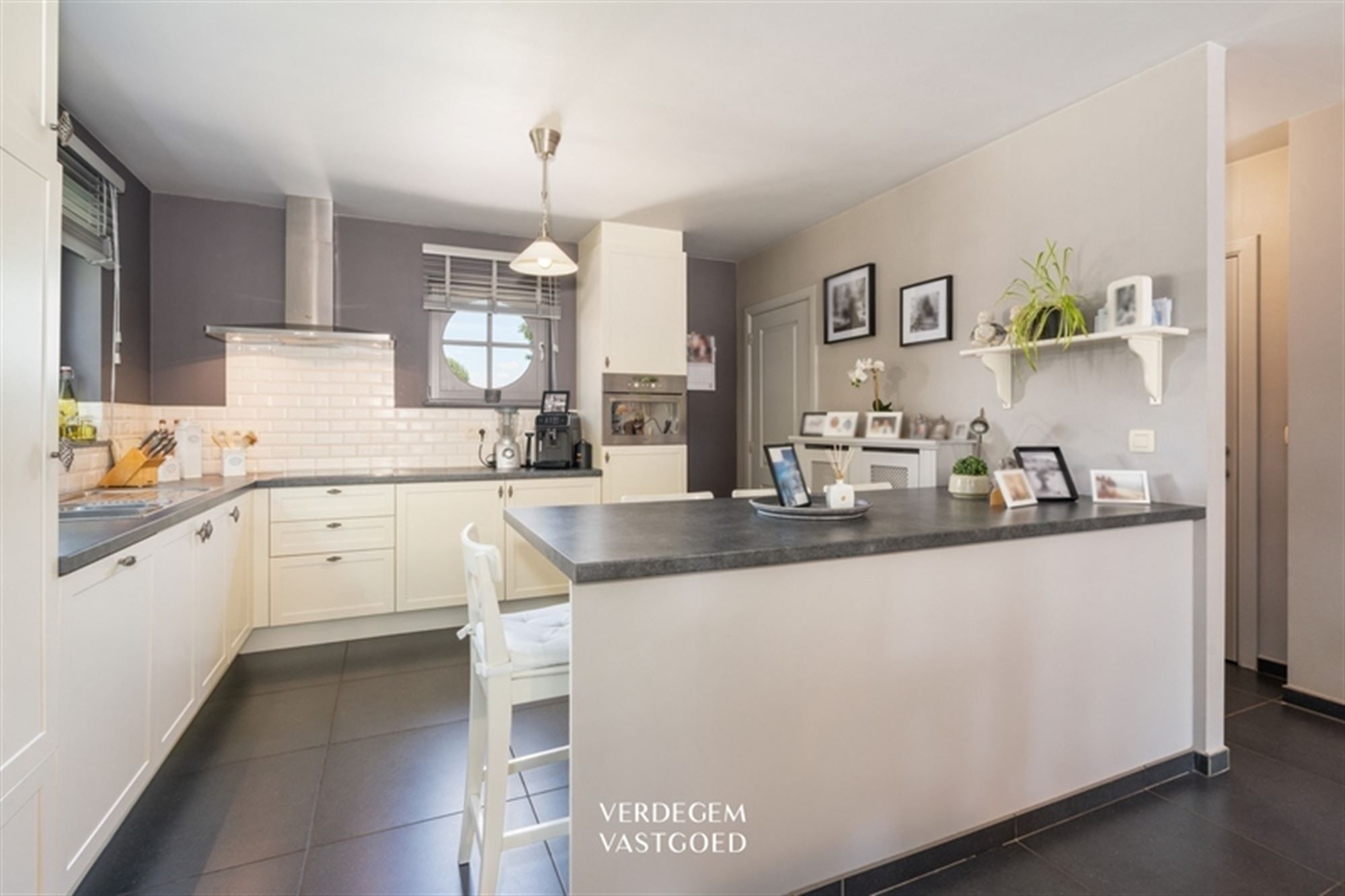 Prachtig duplexappartement met groot terras, 2 slaapkamers en carport foto 10