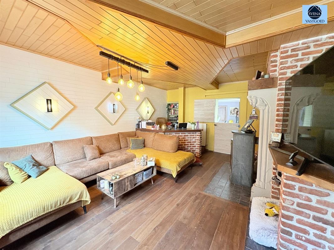 RUIME KARAKTERWONING MET GROENE OASE IN ZARLARDINGE foto 4