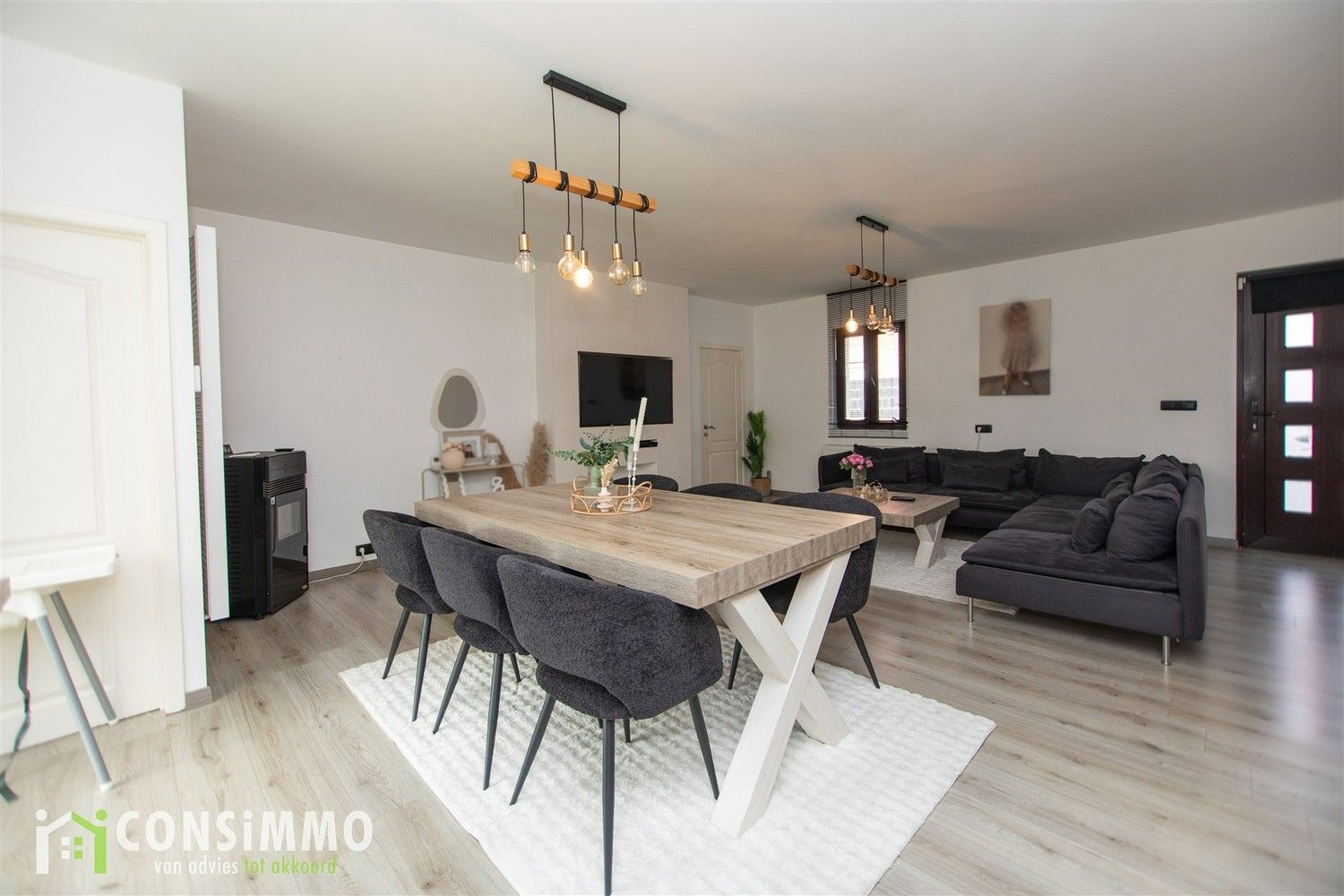 Vrijstaande, gerenoveerde woning op ruim perceel in het groene Genk-Sledderlo foto 8