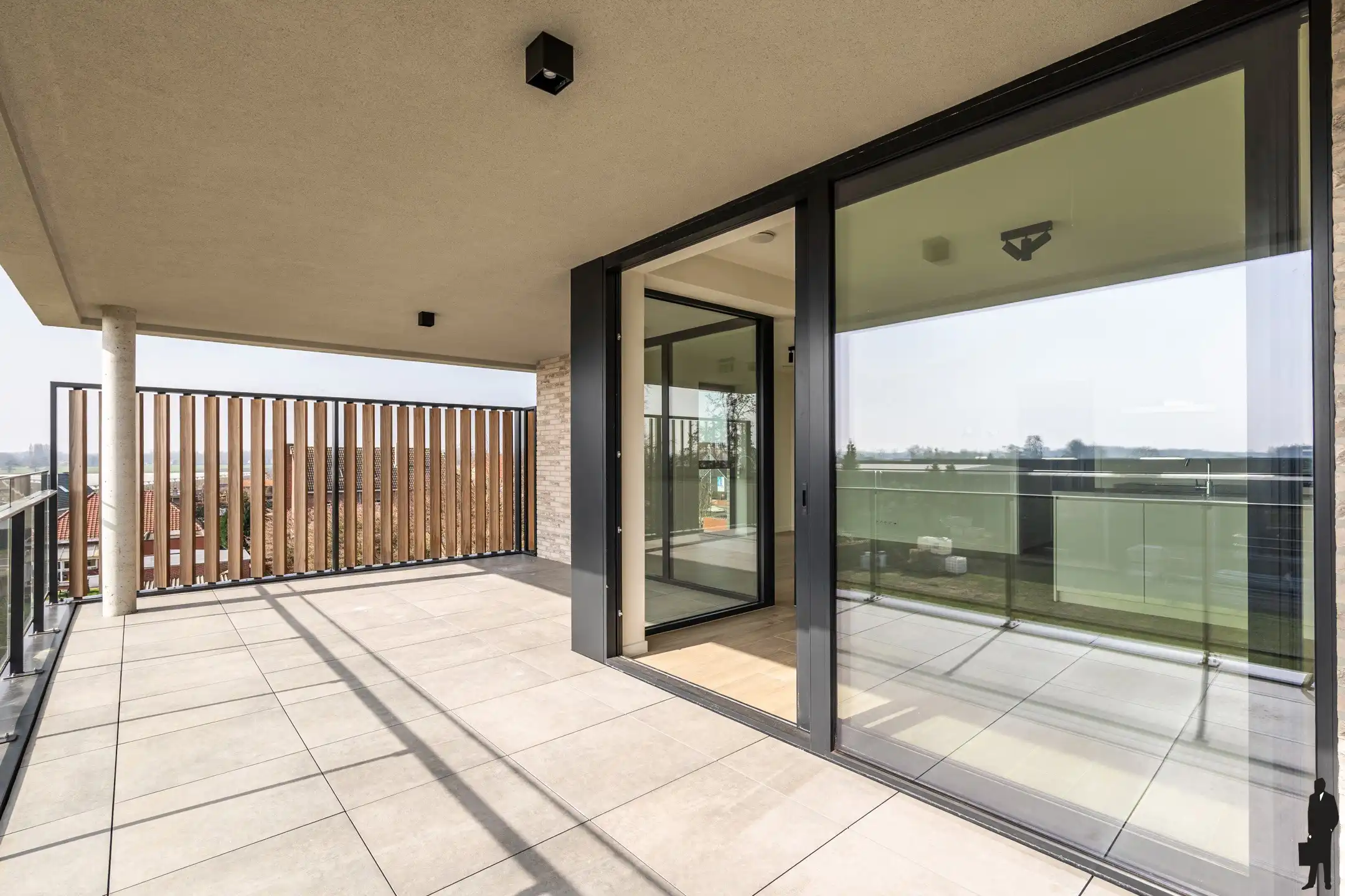 Nieuwbouw 2 slpk appartement met riant zuidgericht terras foto 3