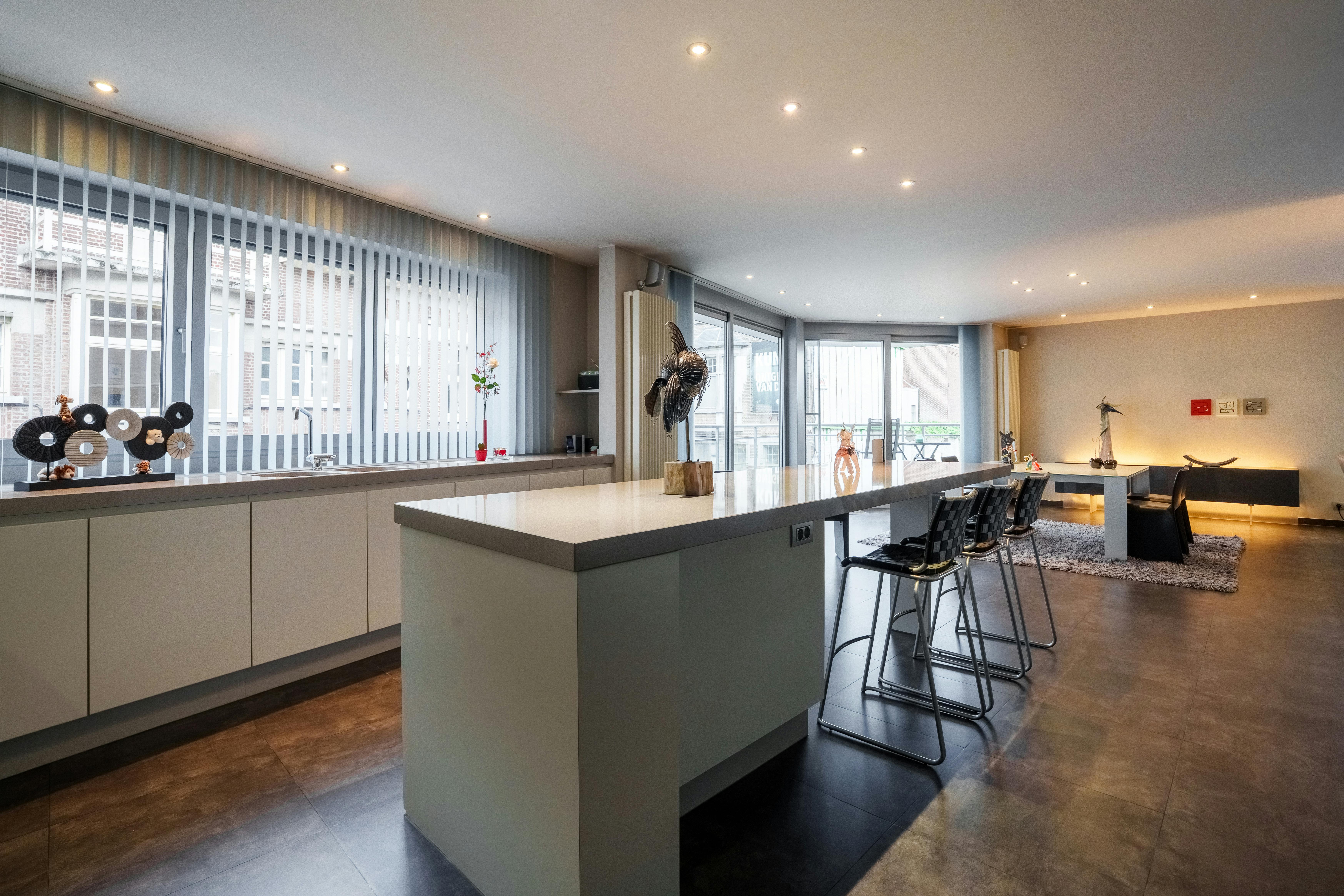 Instapklaar appartement in het centrum van Roeselare foto 3