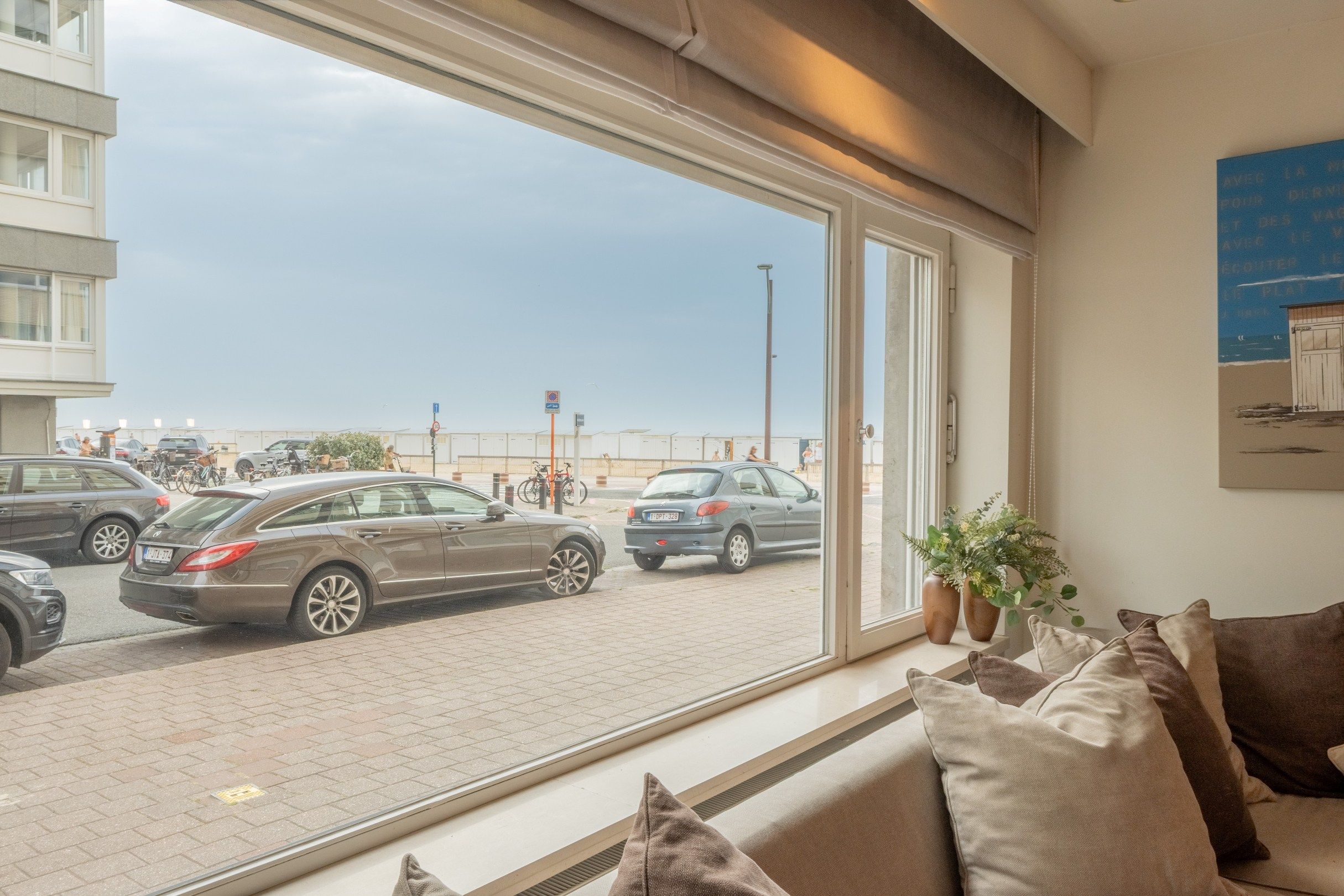 Zeer mooi appartement met zijdelings zeezicht te Duinbergen foto 4